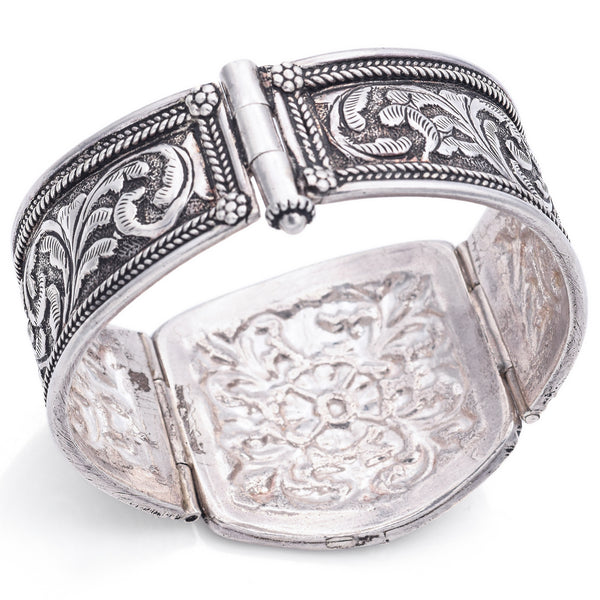 Vintage Sterling Silver Hinged Bangle Etched Bracelet 7 Inches