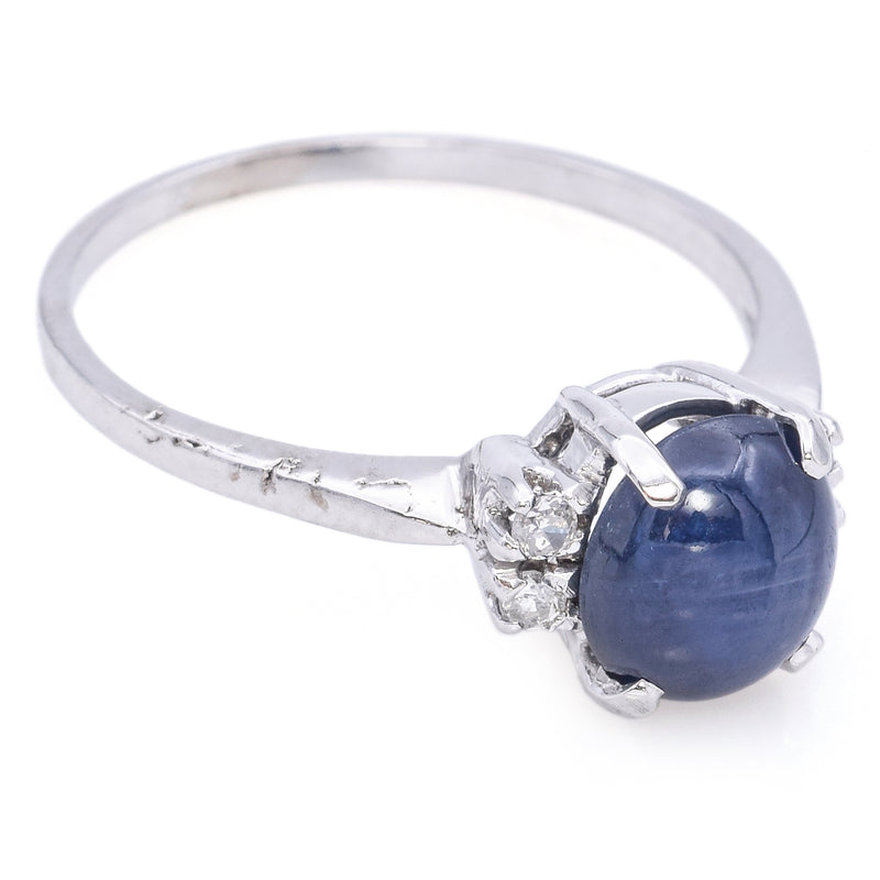Vintage 14K White Gold 3.08ct Star Sapphire & Diamond Round Cabochon Ring