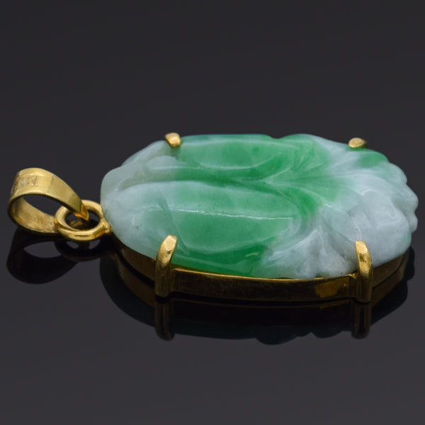Vintage 14K Yellow Gold Green Jade Carved Cabbage Leaf Pendant