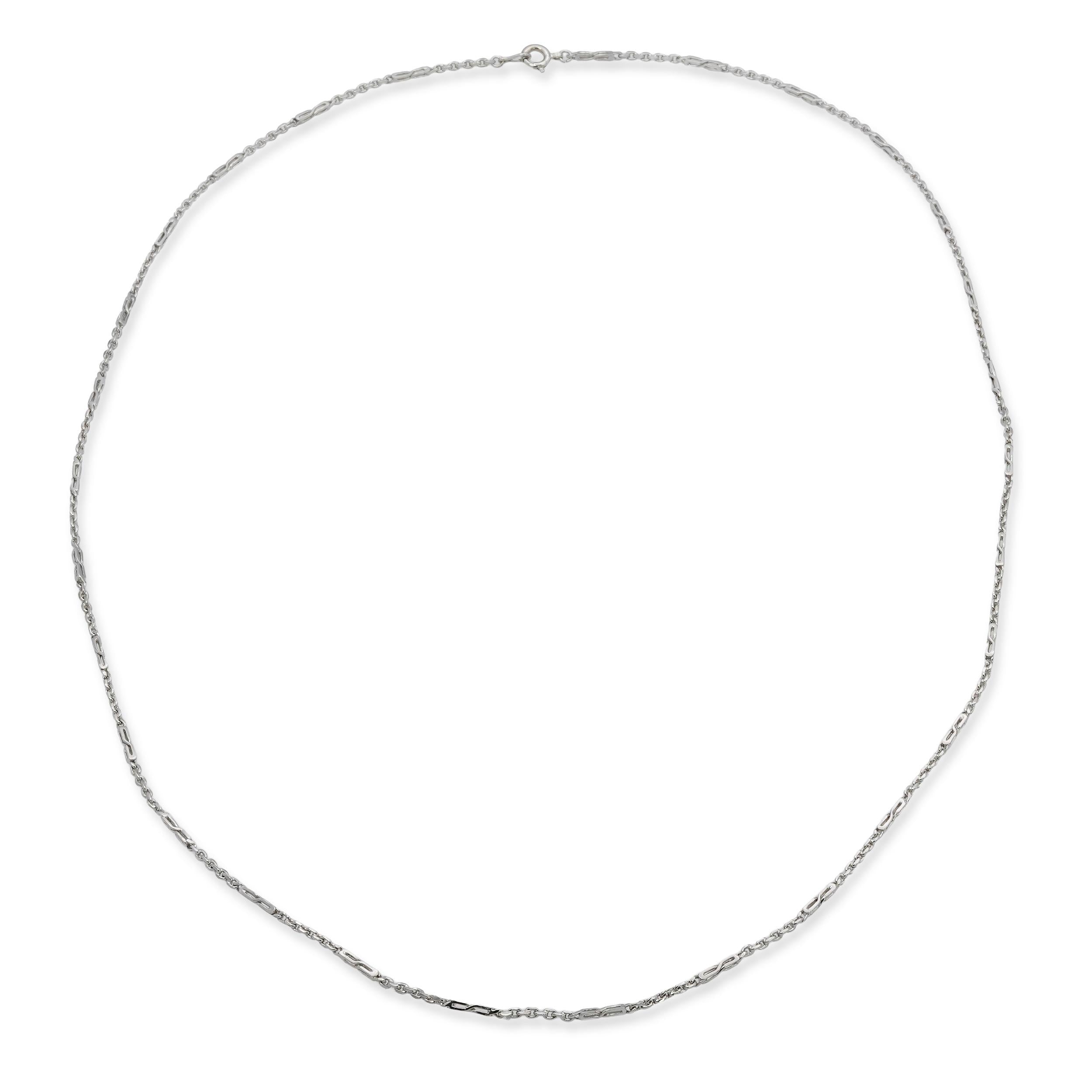 Vintage 900 Platinum Cable and S Link 27" Chain Necklace