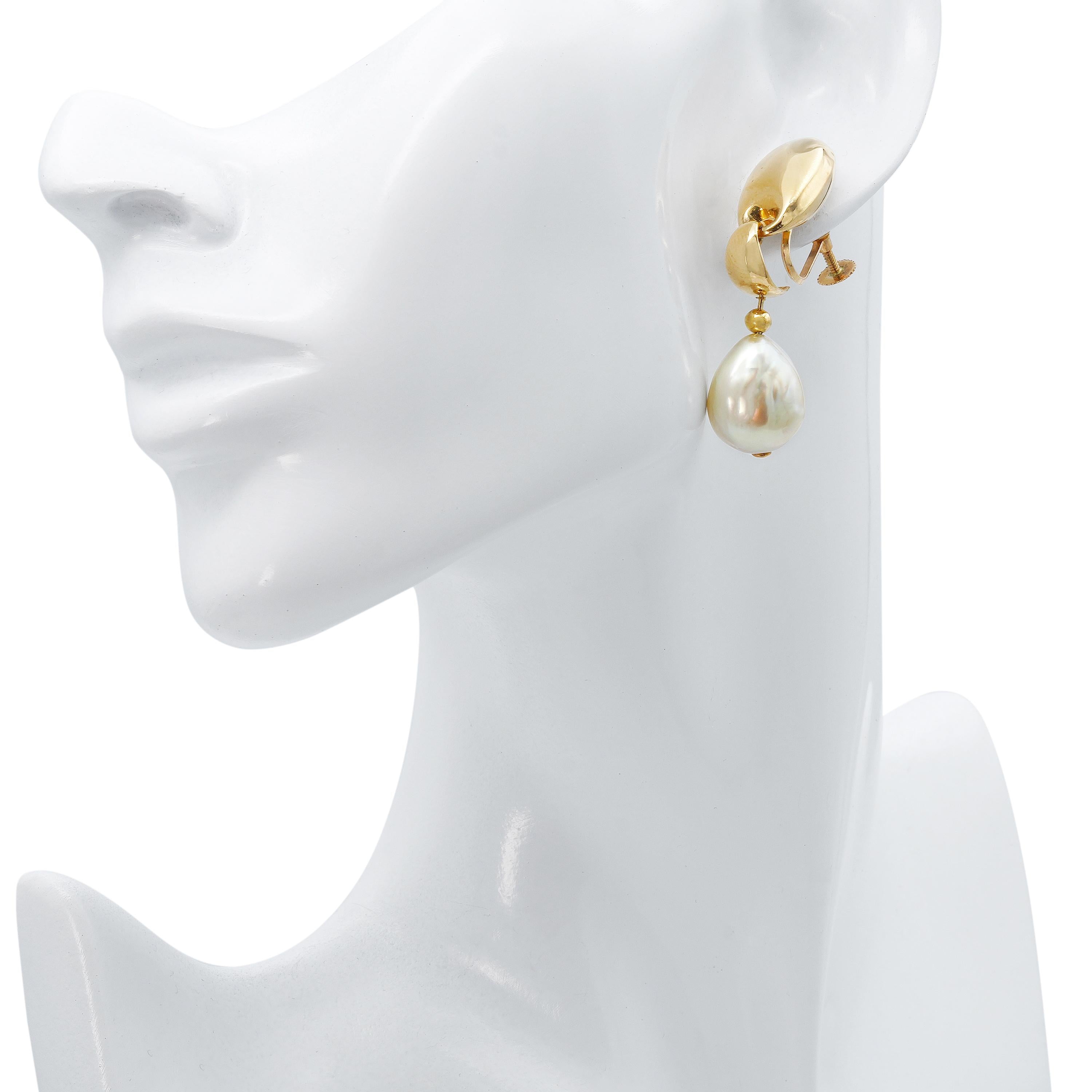 Vintage 18k Yellow Gold Semi Baroque Pearl Screw Back Earrings