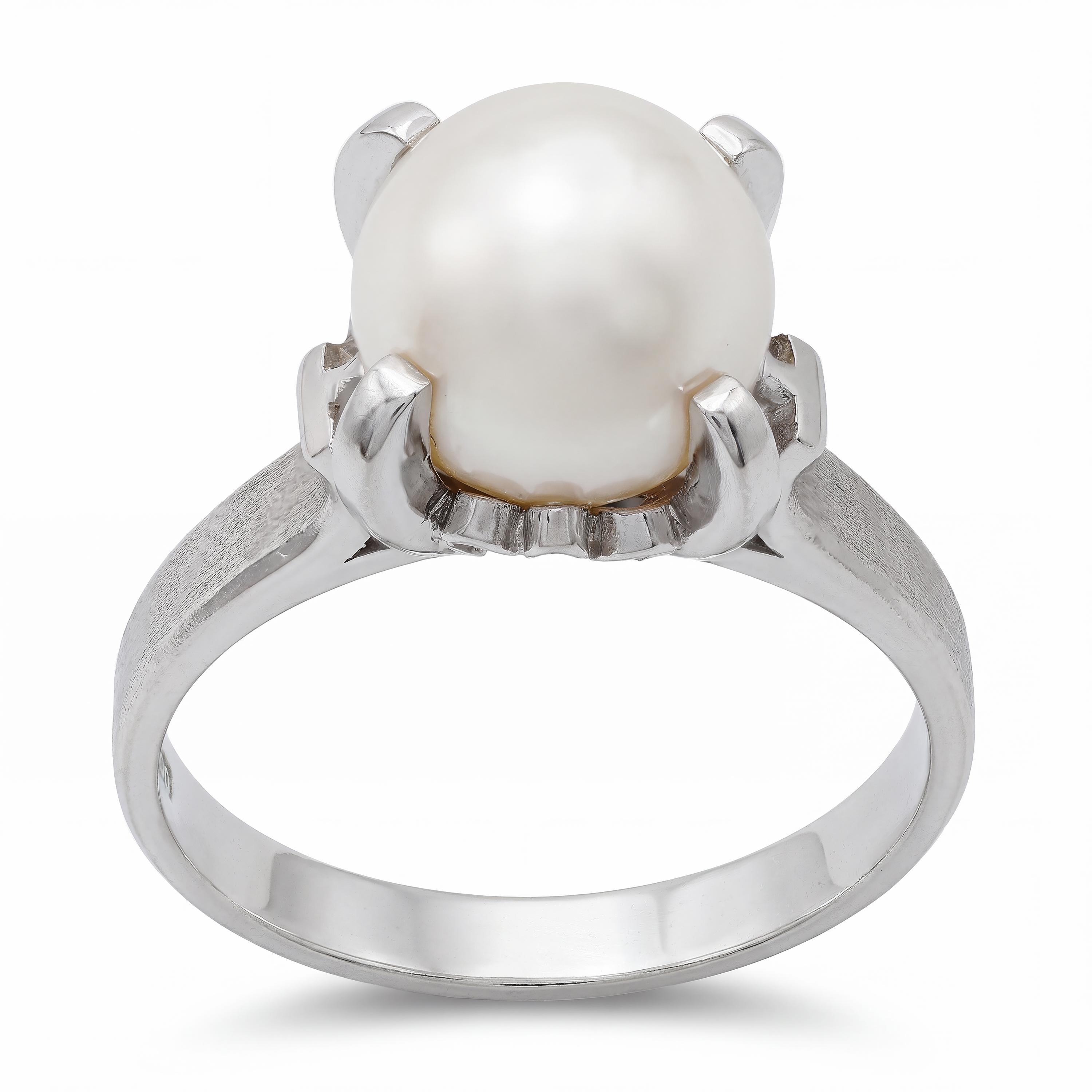 Vintage Platinum Cultured Pearl Solitaire Ring