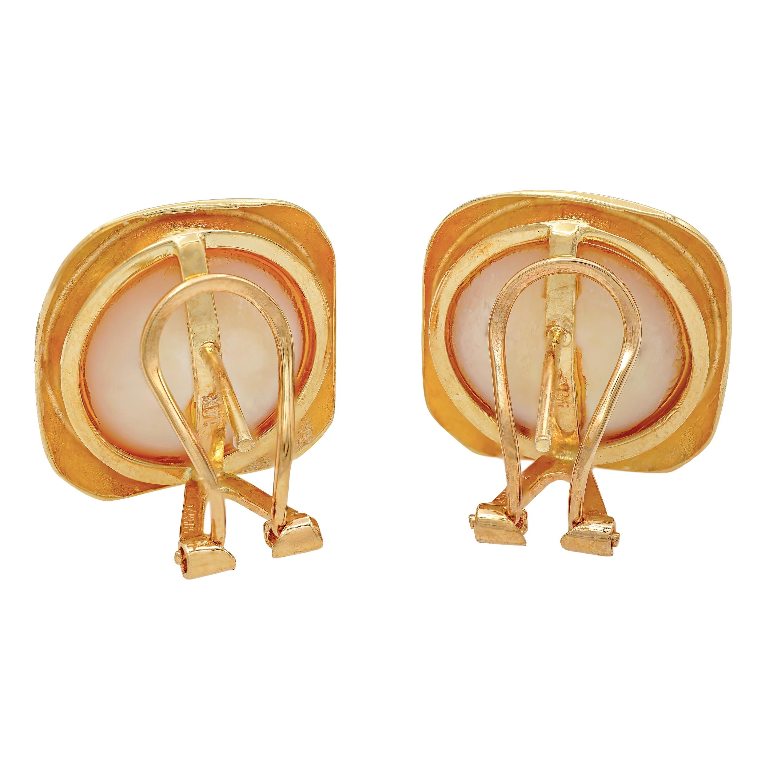 Vintage 14k Yellow Gold Mabe Pearl Omega Back Stud Earrings