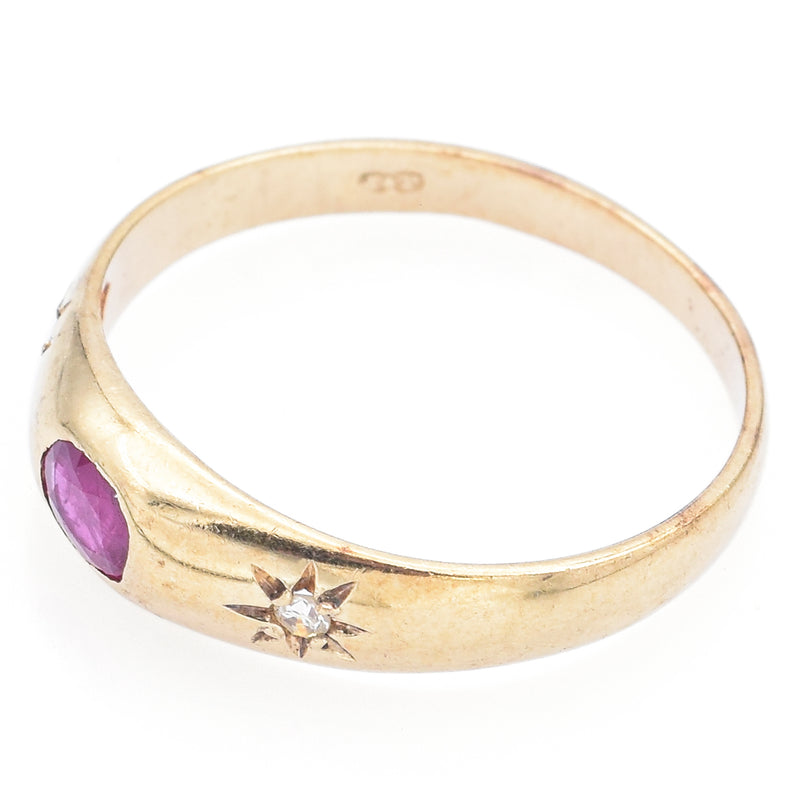 Vintage 9K Yellow Gold Ruby & Diamond Band Ring Size 6