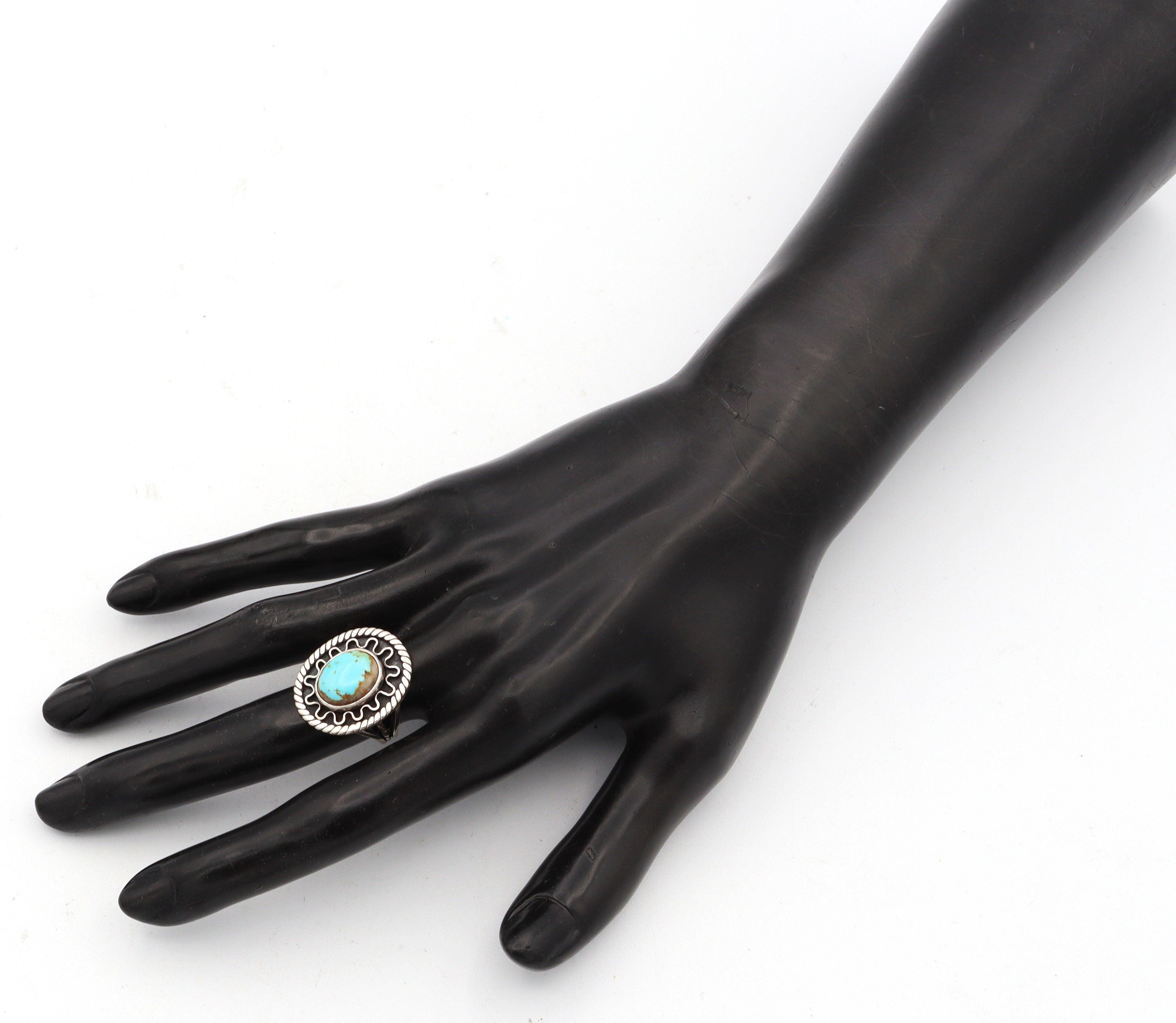Vintage Native American Navajo Sterling Silver Turquoise Ring Size 5.25