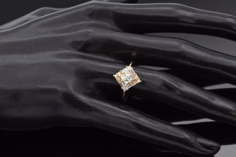 Estate 18K Yellow Gold 0.89 TCW Diamond Band Ring Size 7