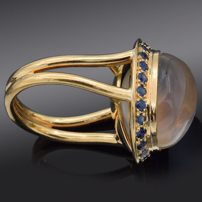 Vintage 18K Yellow Gold 18.60 Ct Moonstone & Sapphire Cocktail Ring Size 5.5