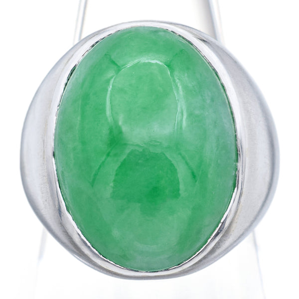 Vintage 14K White Gold 14.00 Ct Green Jade Oval Cabochon Cocktail Ring Size 6.25