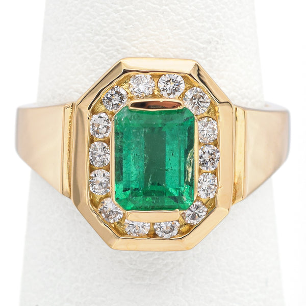 Estate 18K Yellow Gold Emerald & 0.28 TCW Diamond Band Ring Size 5.75