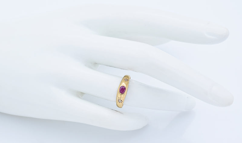 Vintage 9K Yellow Gold Ruby & Diamond Band Ring Size 6