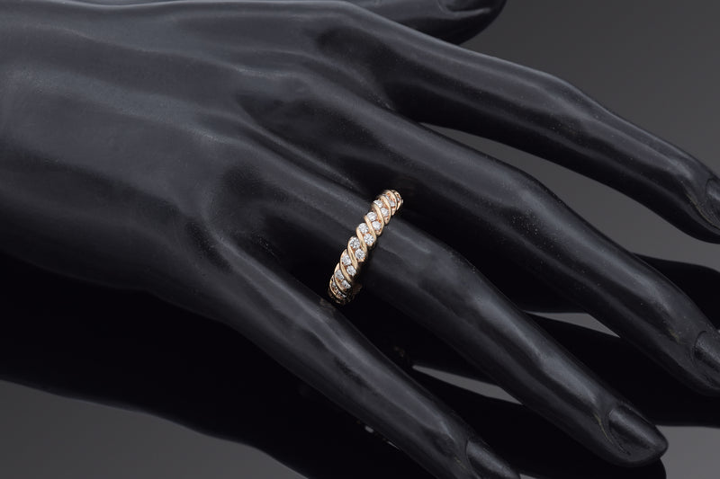 Vintage 14K Yellow Gold 1.05 TCW Diamond Semi-Eternity Band Ring Size 7