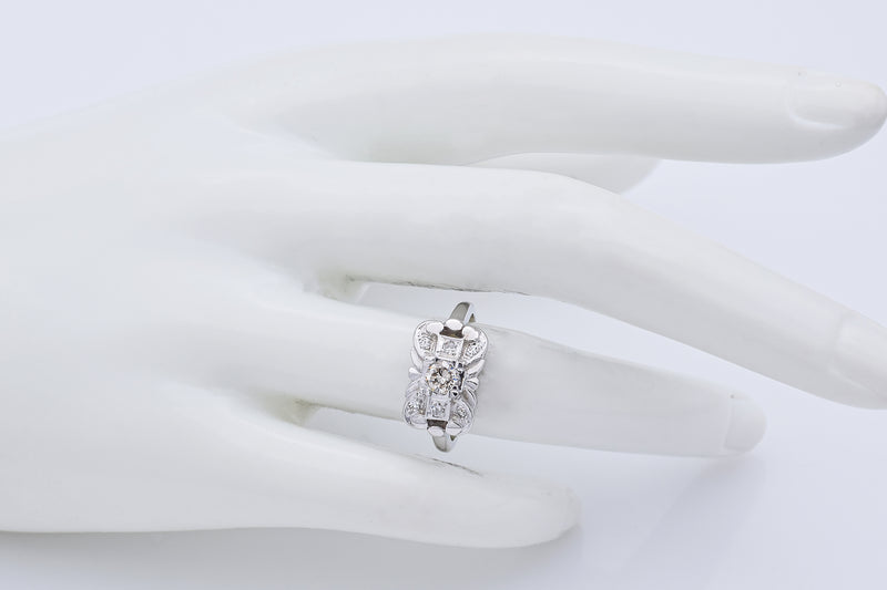 Vintage 14K White Gold 0.39 TCW Diamond Band Ring Size 6