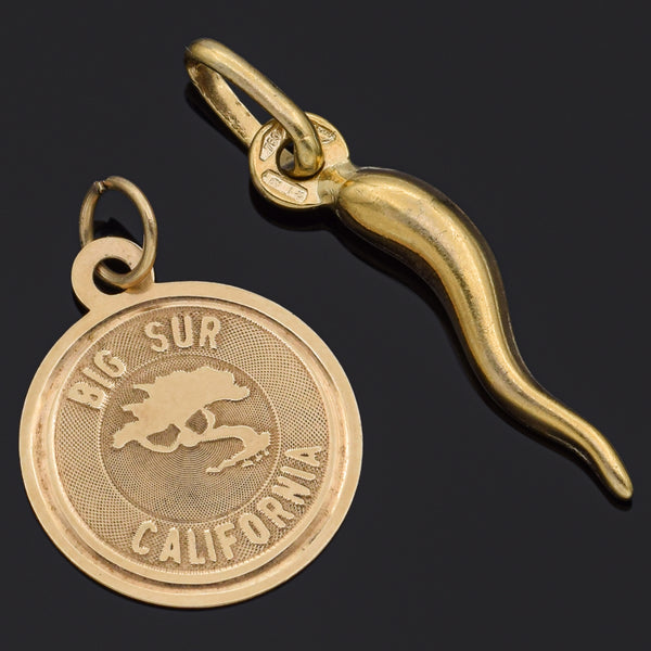 Lot of 2 18K Gold Uno a Erre Horn & 14K Gold Big Sur California Charm Pendants