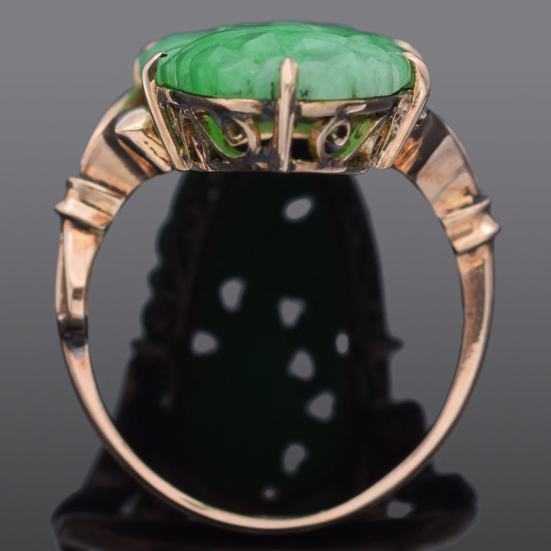 Vintage 14K Yellow Gold Green Jade Carved Floral Ring Size 6