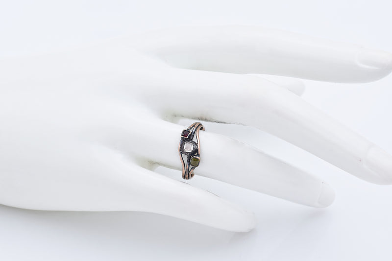 Antique 10K Yellow Gold Diamond, Peridot & Garnet Band Ring Size 6.5