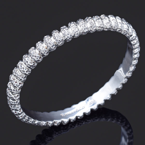 Estate Tiffany & Co Sterling Silver 8.5 mm Hammered Bangle Bracelet 7.5 Inches