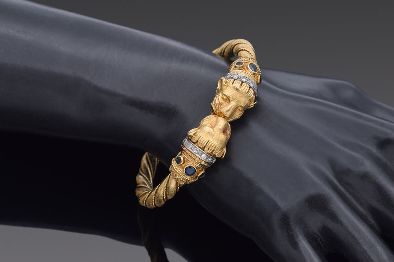 Vintage 18K Yellow Gold 0.51 TCW Diamond & Sapphire Lion Bangle Bracelet