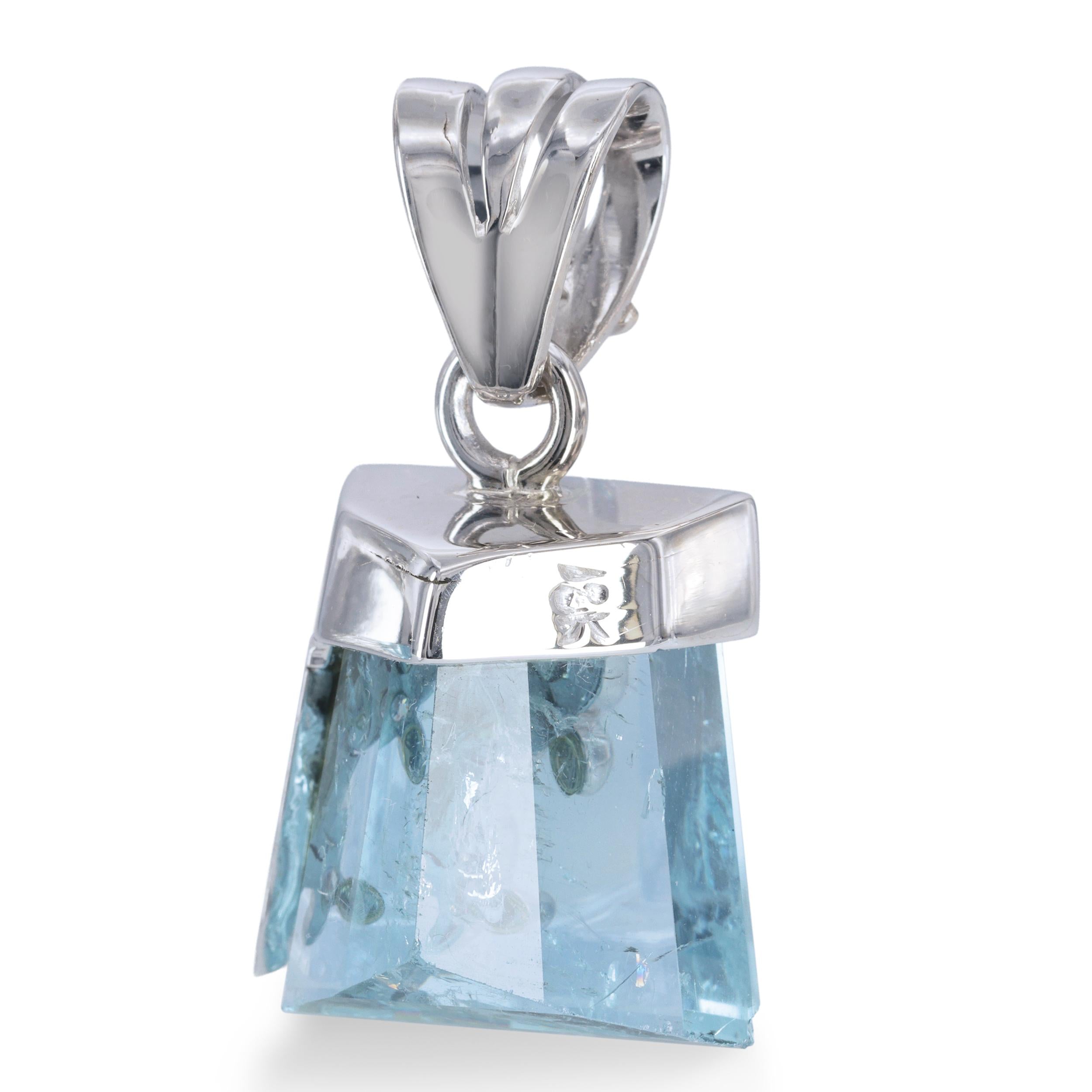 Vintage 17k White Gold 49.5ct Aquamarine and Diamond Pendant