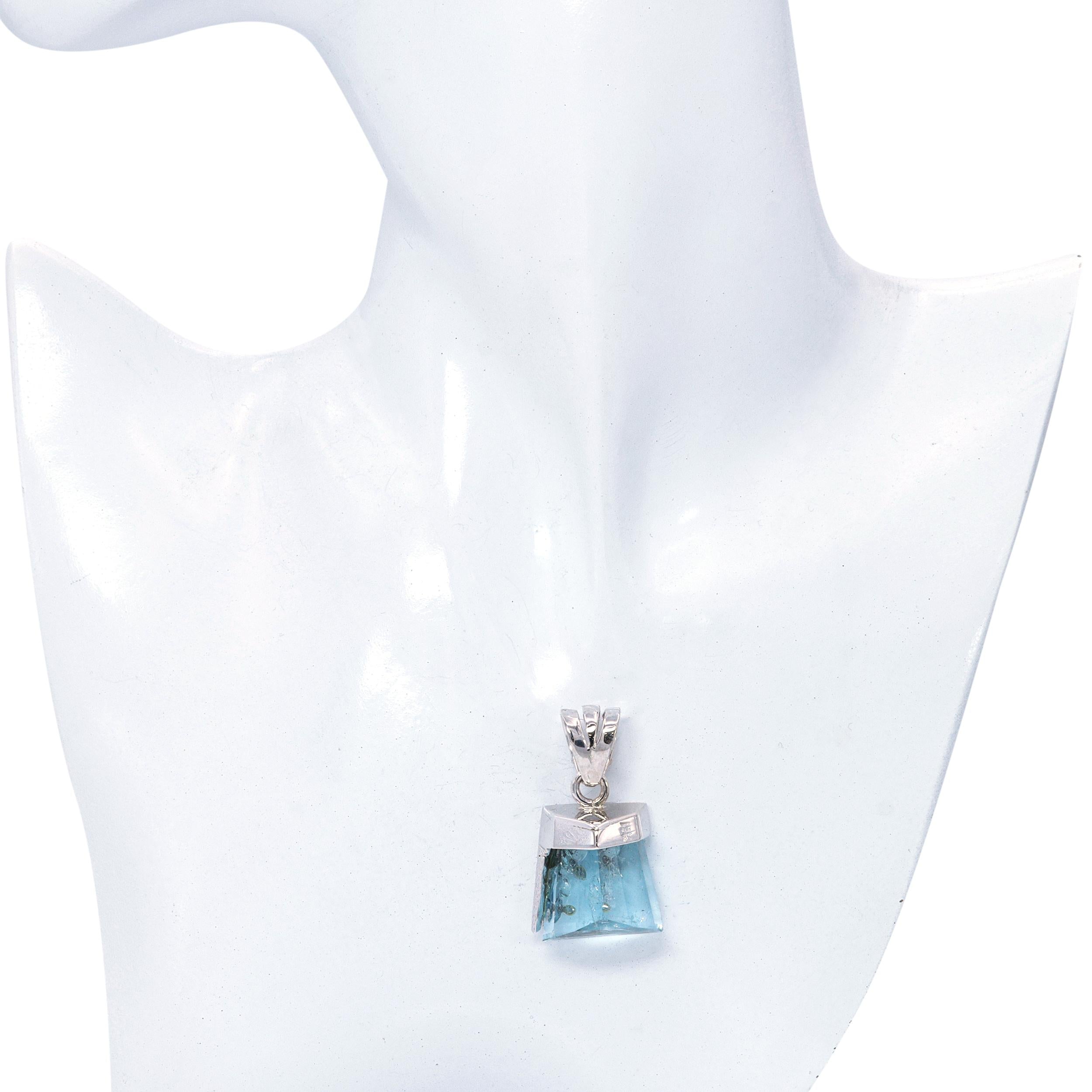Vintage 17k White Gold 49.5ct Aquamarine and Diamond Pendant