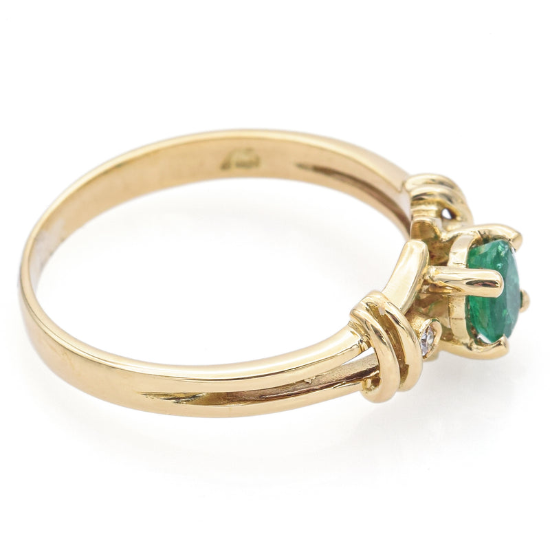 Vintage 18K Yellow Gold Emerald & Diamond Band Ring Size 5.75