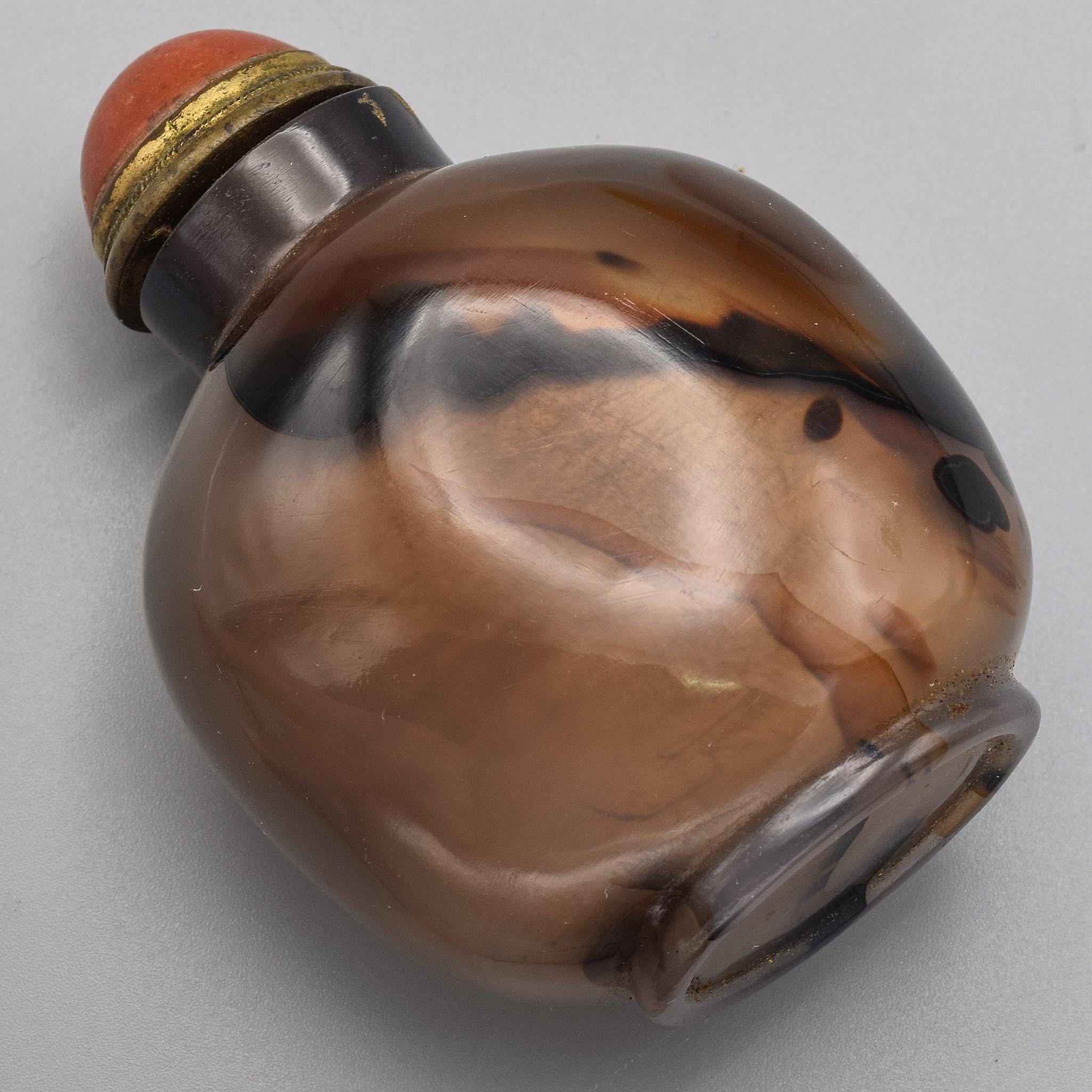 Antique Chinese Agate Snuff Bottle