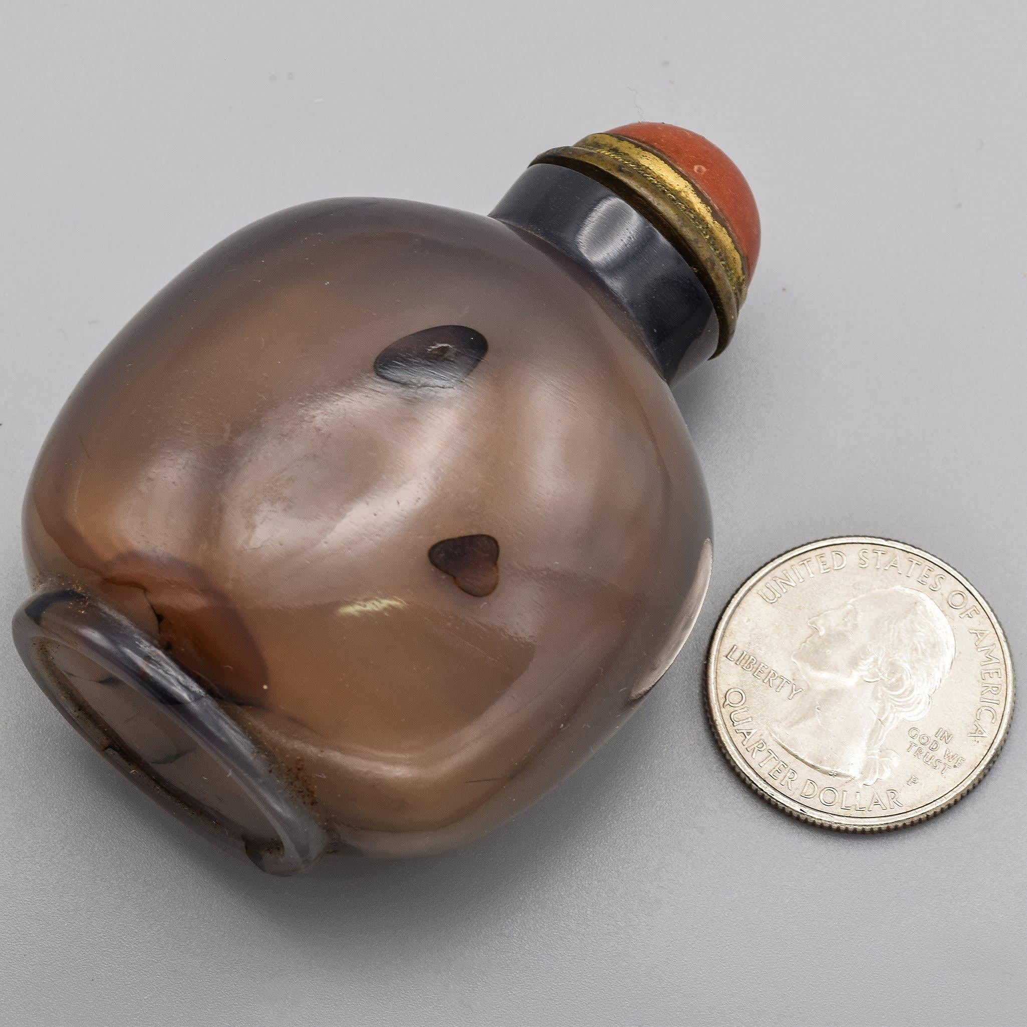 Antique Chinese Agate Snuff Bottle