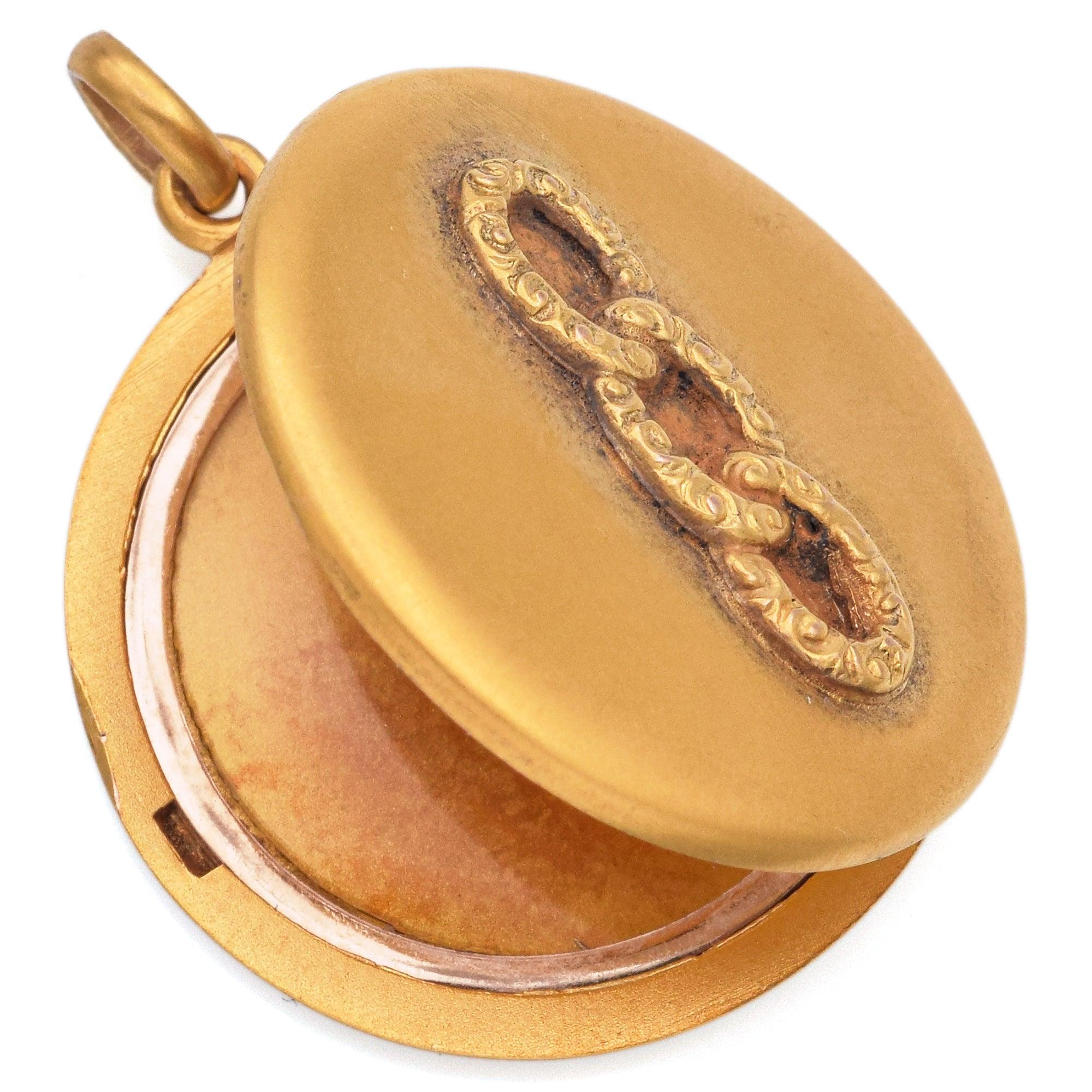 Antique Victorian 10K Yellow Gold Round Locket Pendant