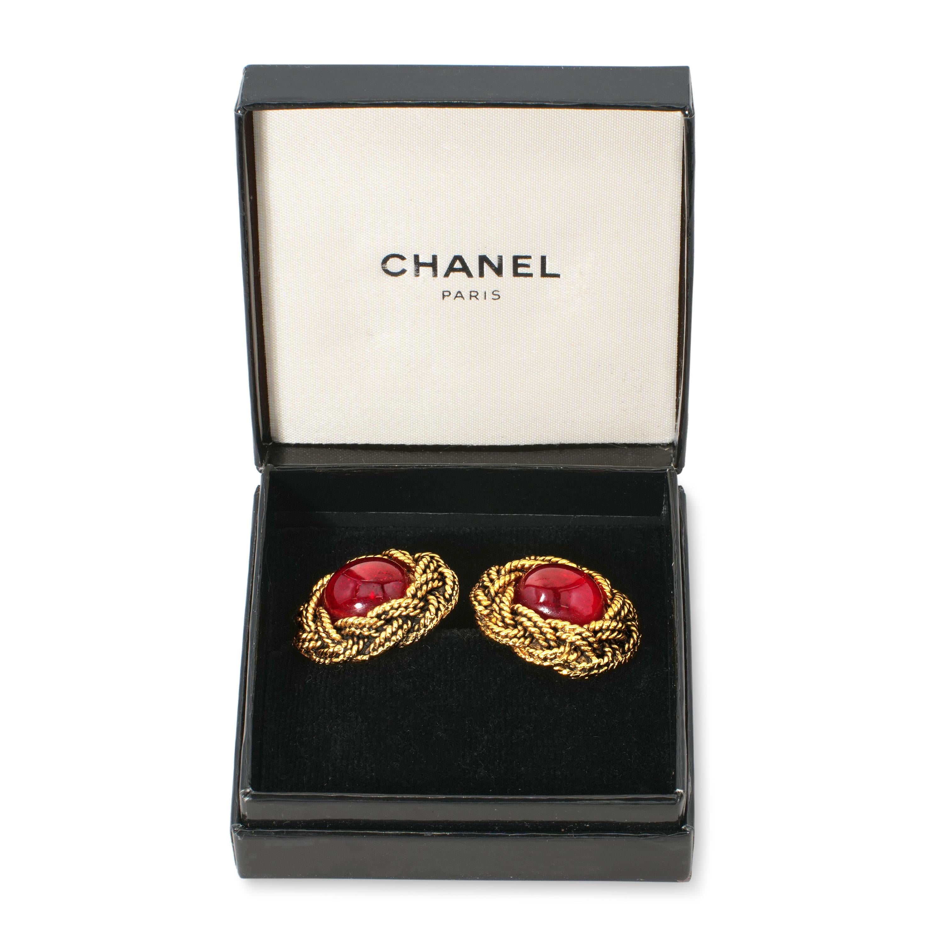 Vintage 1994 Chanel Gold-Plated Red Gripoix Rope Cufflinks