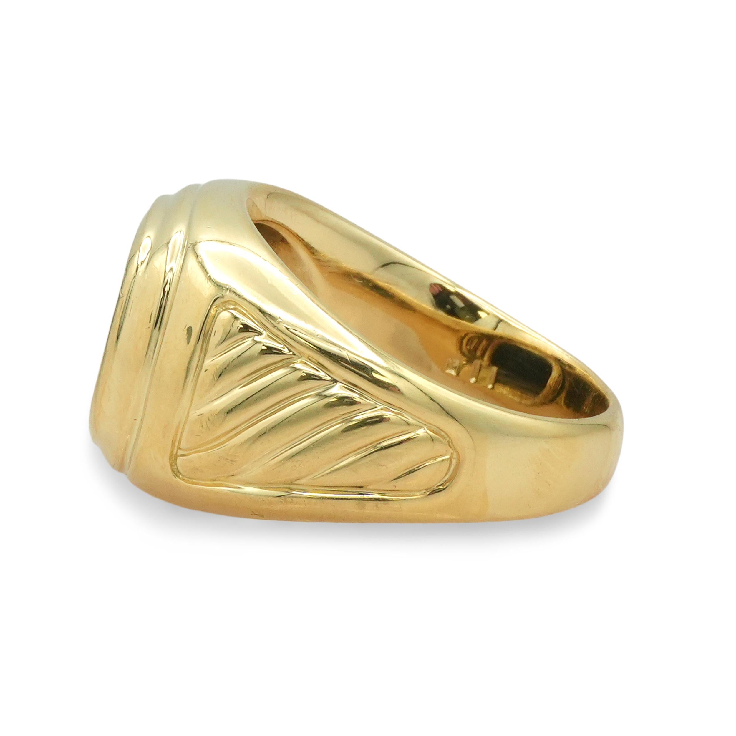 David Yurman 18K Yellow Gold Black Onyx Signet Ring
