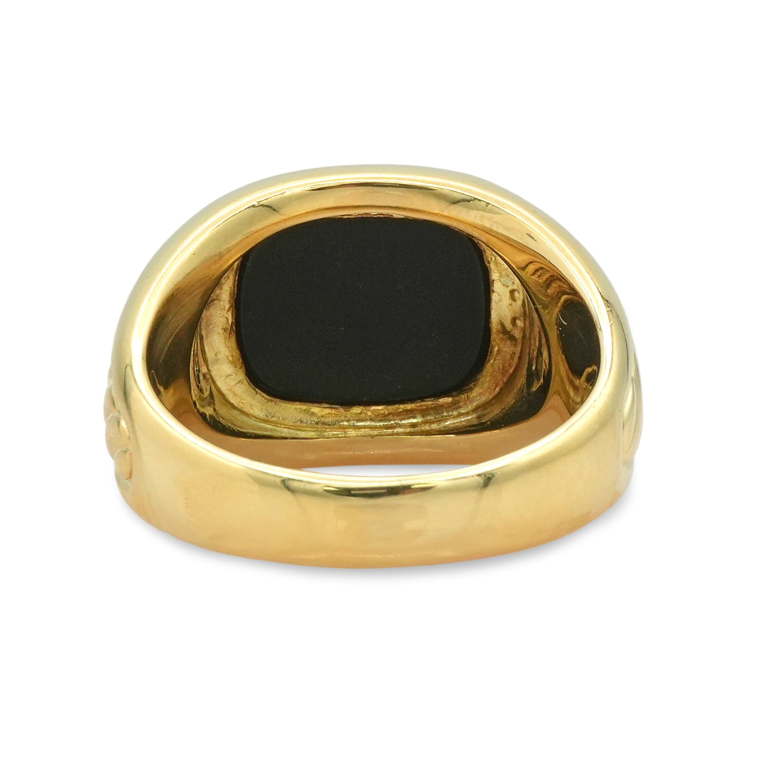 David Yurman 18K Yellow Gold Black Onyx Signet Ring