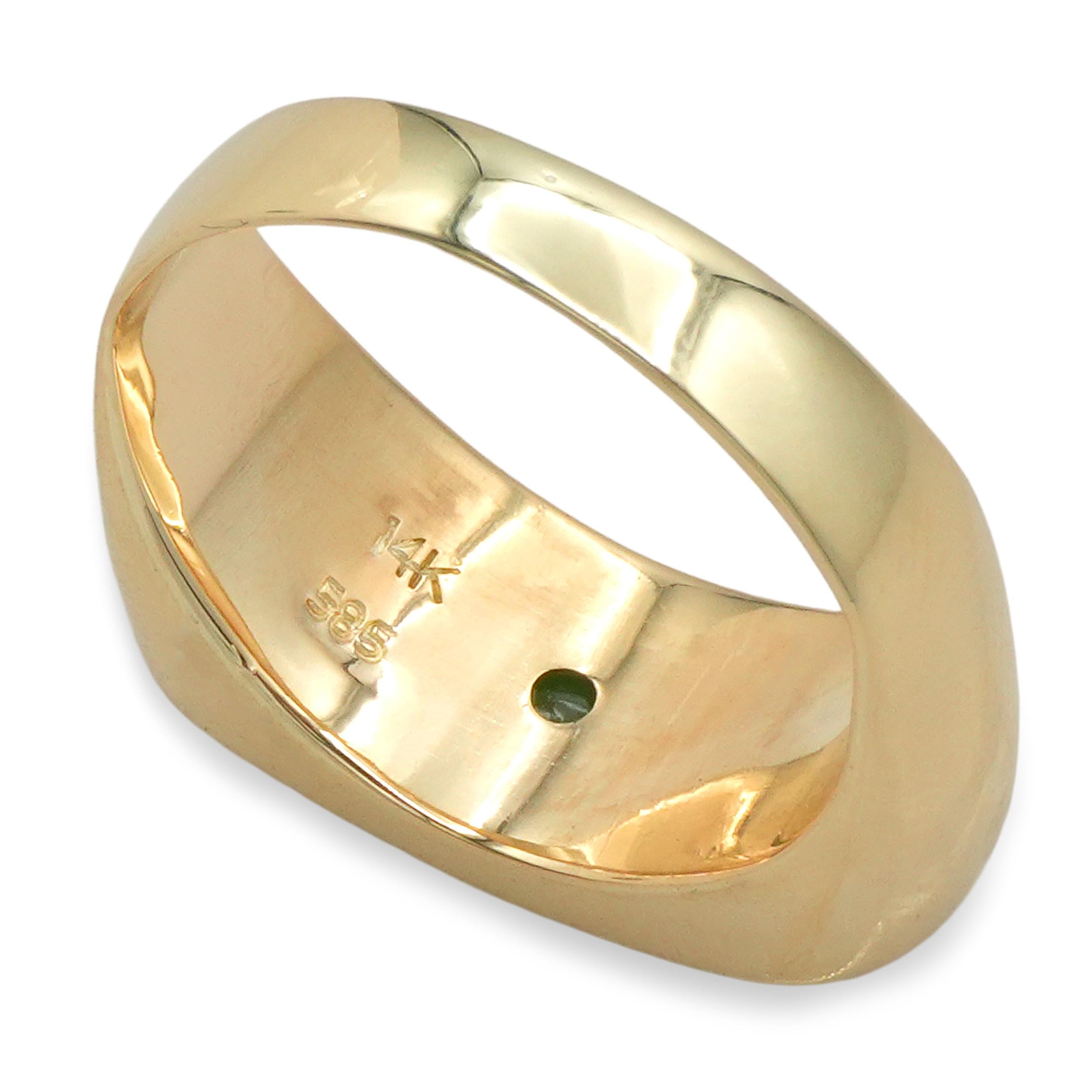 Vintage 14K Yellow Gold Green Jadeite Ring