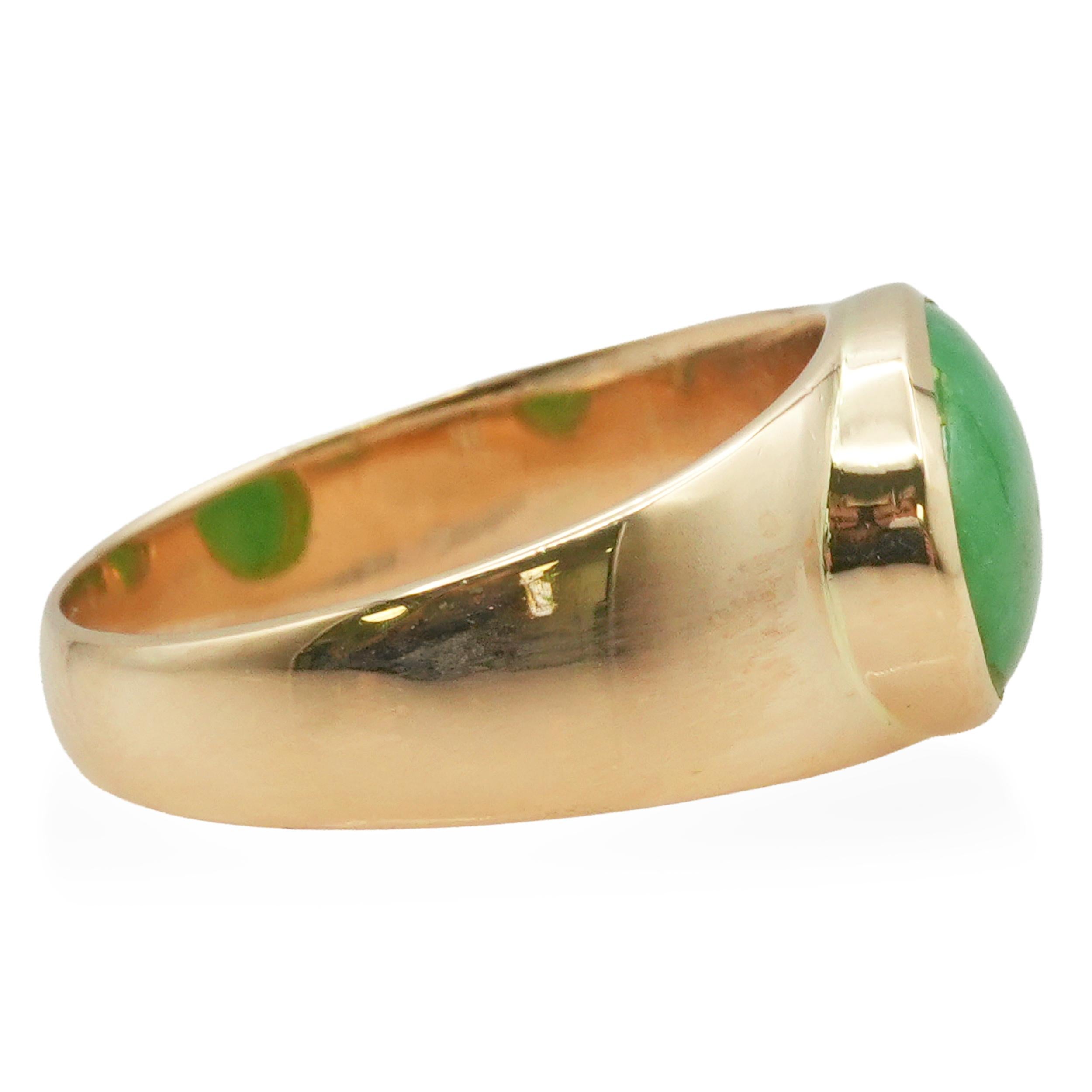 Yellow Gold Green Jade Cabochon Ring