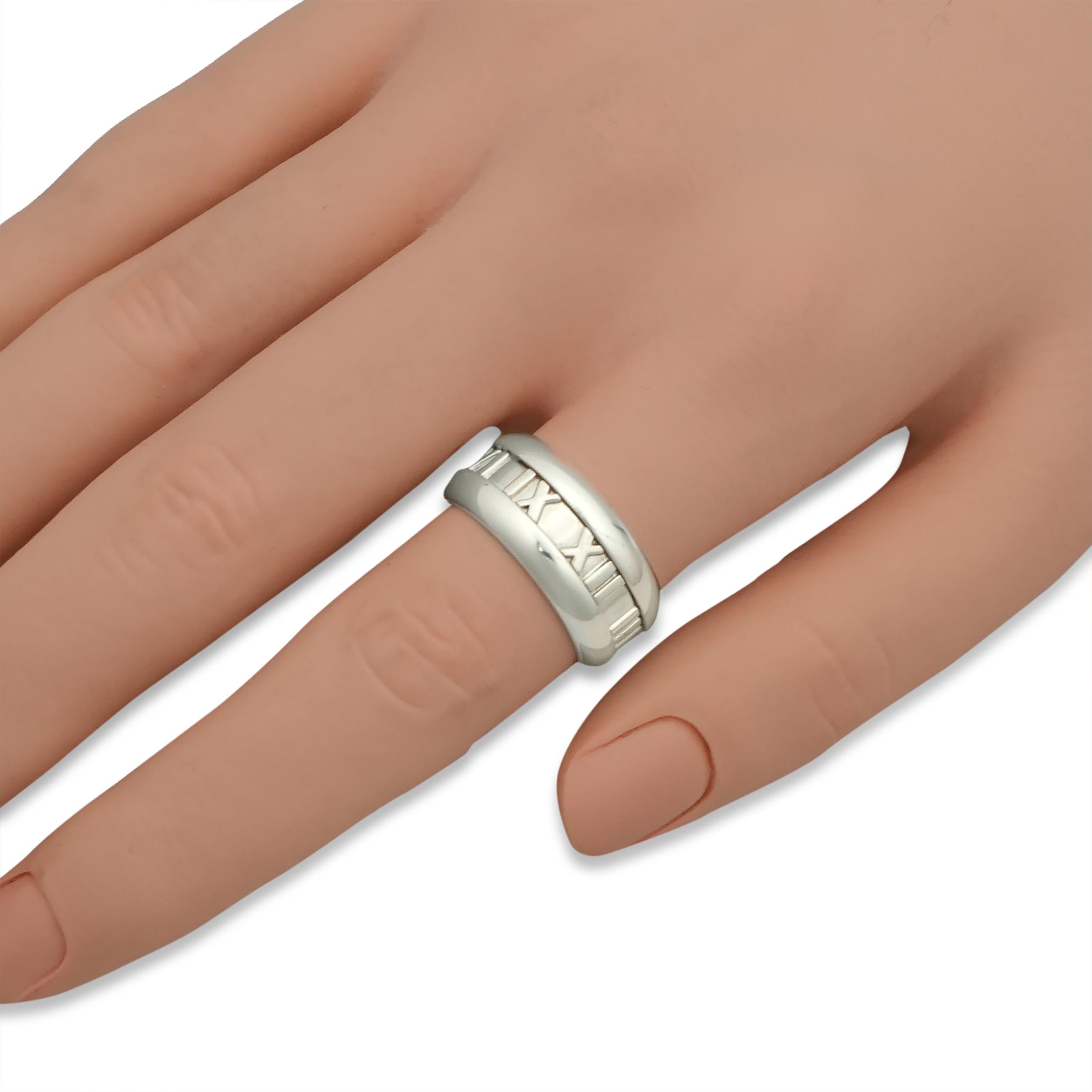 Tiffany & Co. Atlas 2003 Sterling Silver Roman Numeral Band Ring