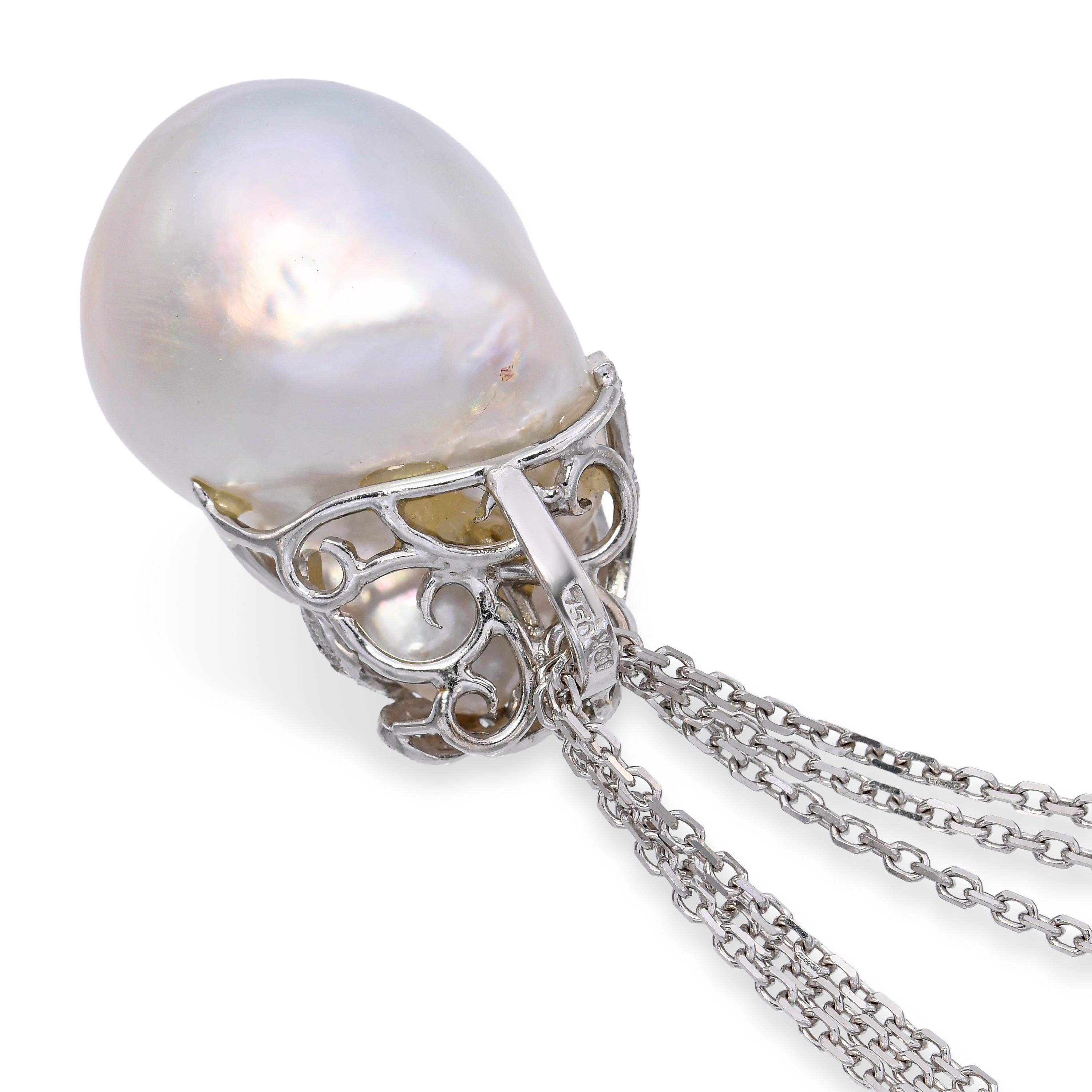 Vintage 18k White Gold Diamond and 17mm Baroque South Sea Pearl Pendant Necklace