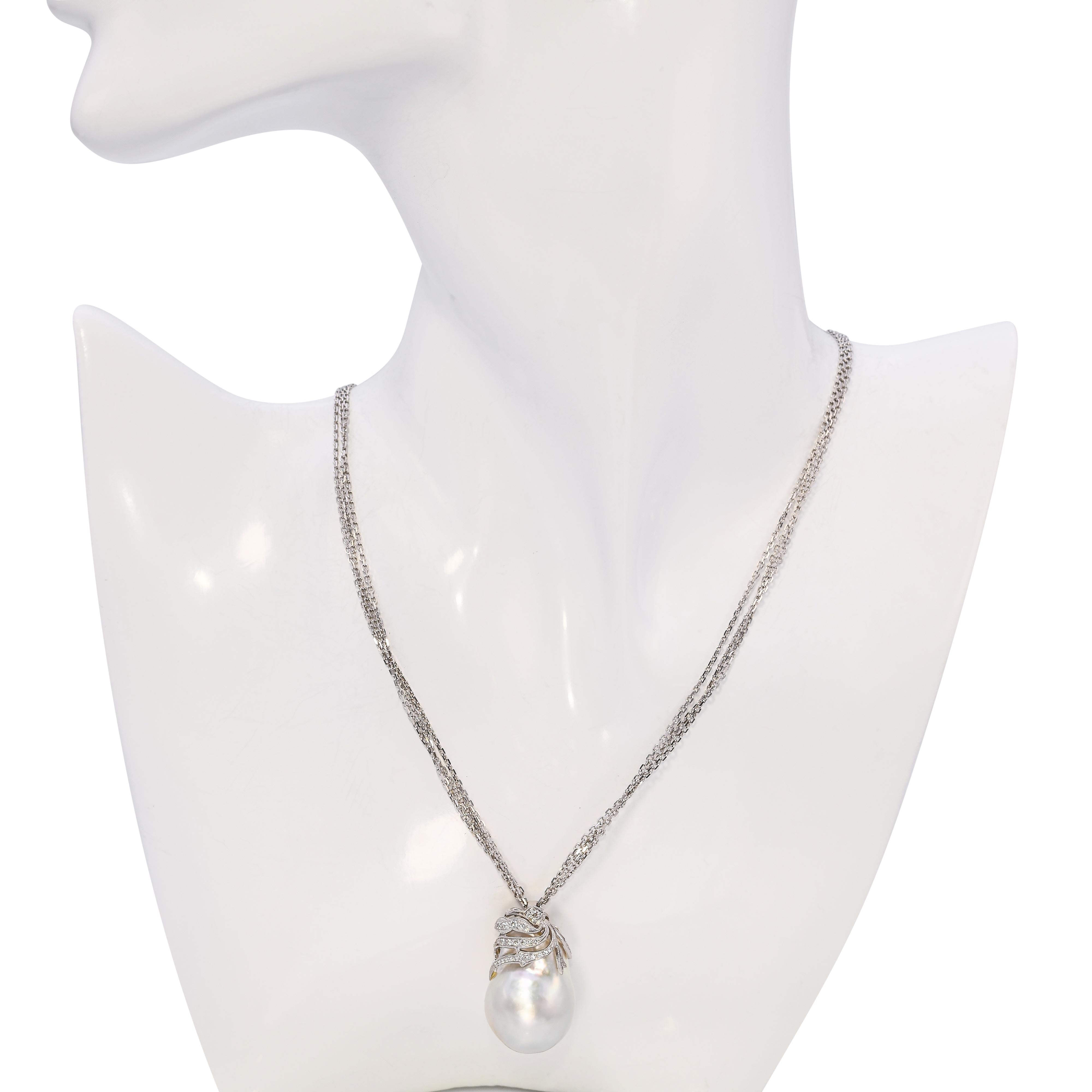 Vintage 18k White Gold Diamond and 17mm Baroque South Sea Pearl Pendant Necklace