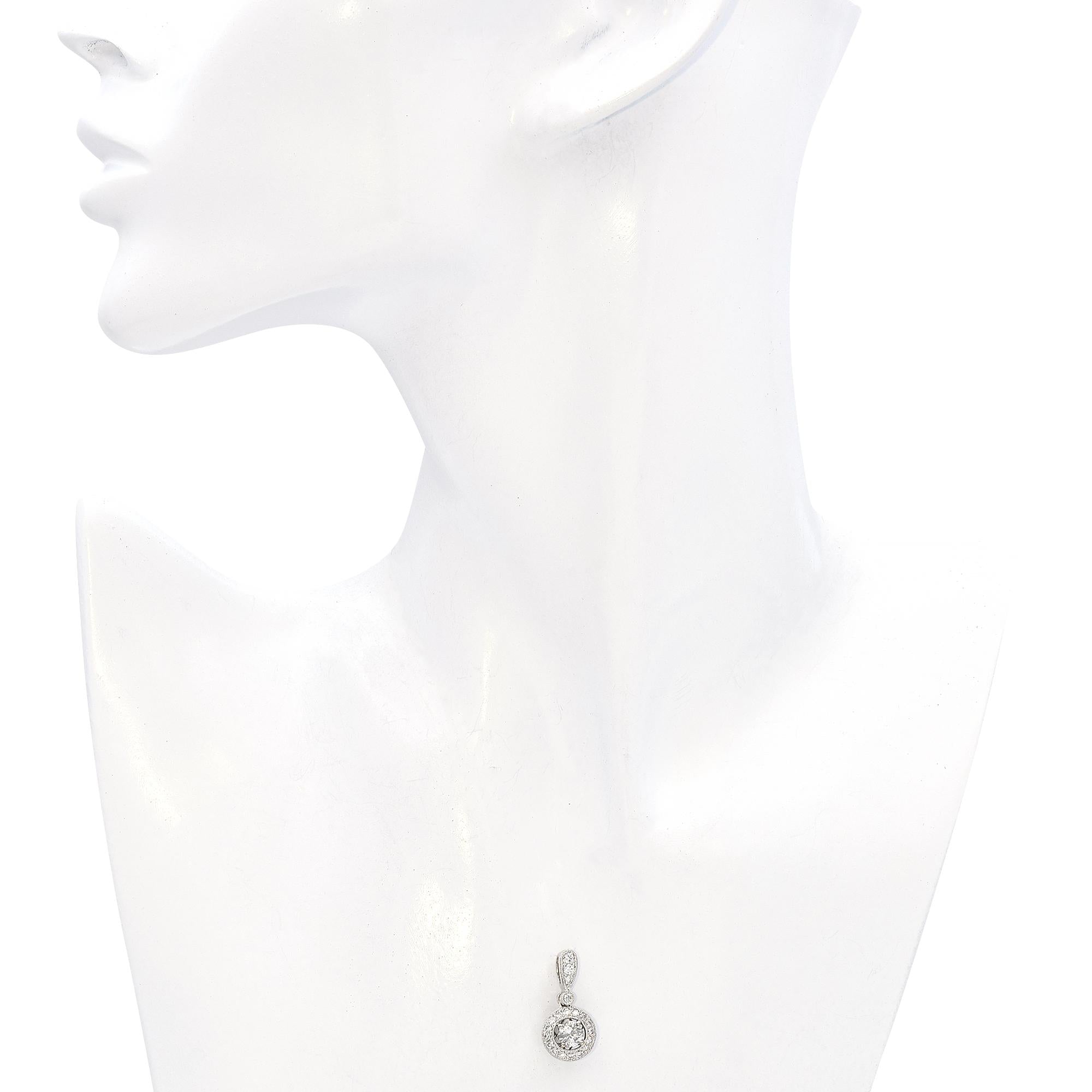 18k White Gold 0.91tcw Diamond Pendant