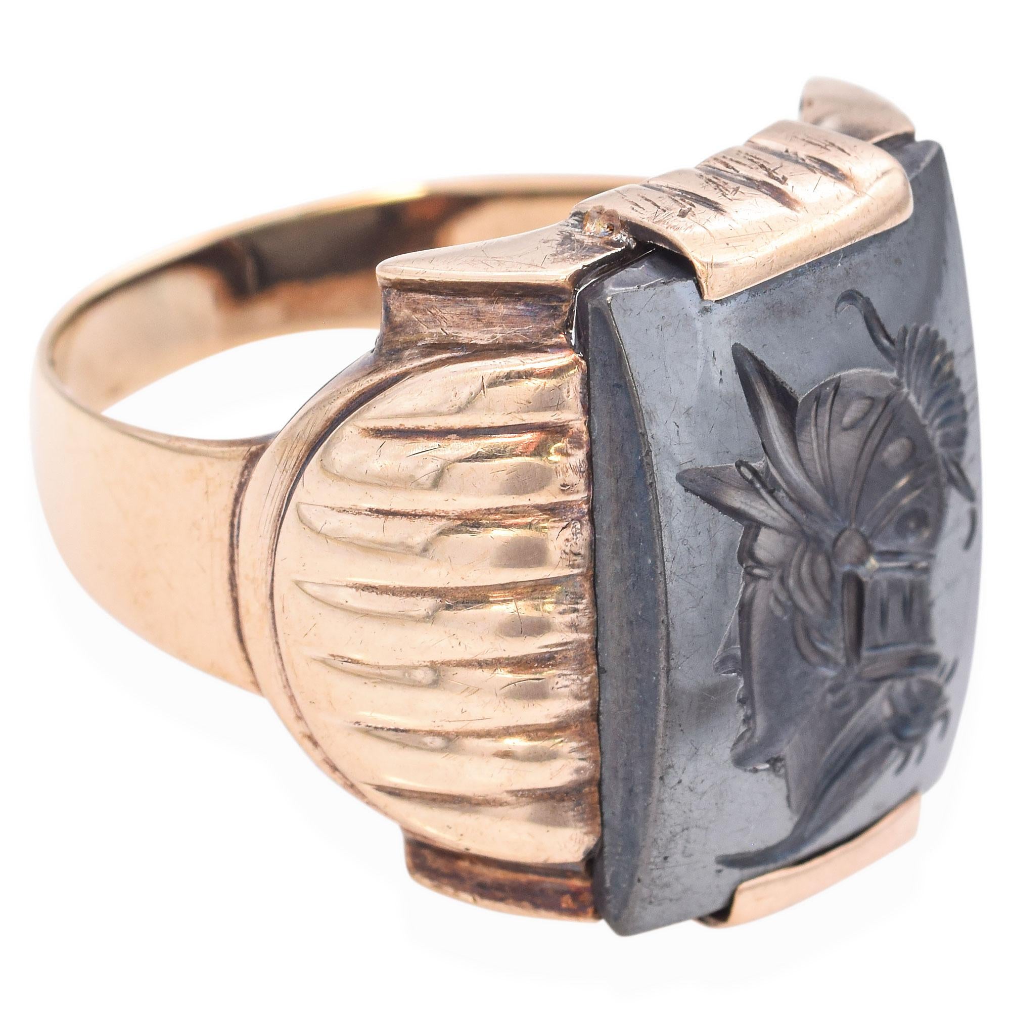 Vintage 10k Yellow Gold Hematite Intaglio Roman Soldier Ring