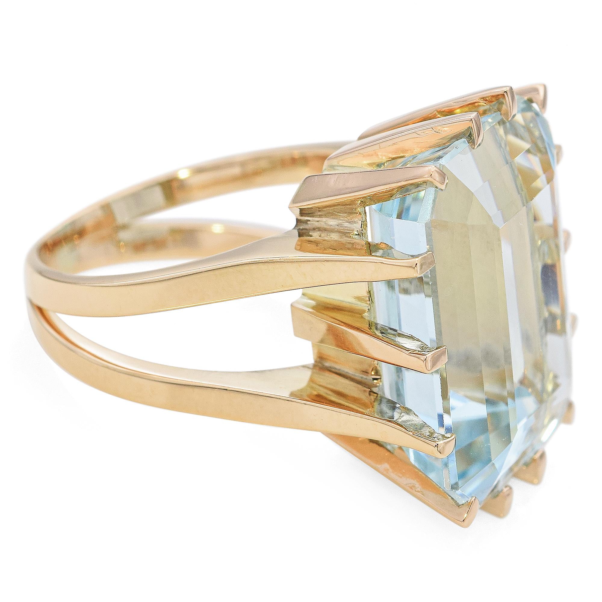 Vintage 18k Yellow Gold 16.6ct Aquamarine Statement Ring