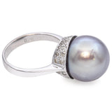 Vintage 18k White Gold Tahitian Black Pearl and Diamond Ring
