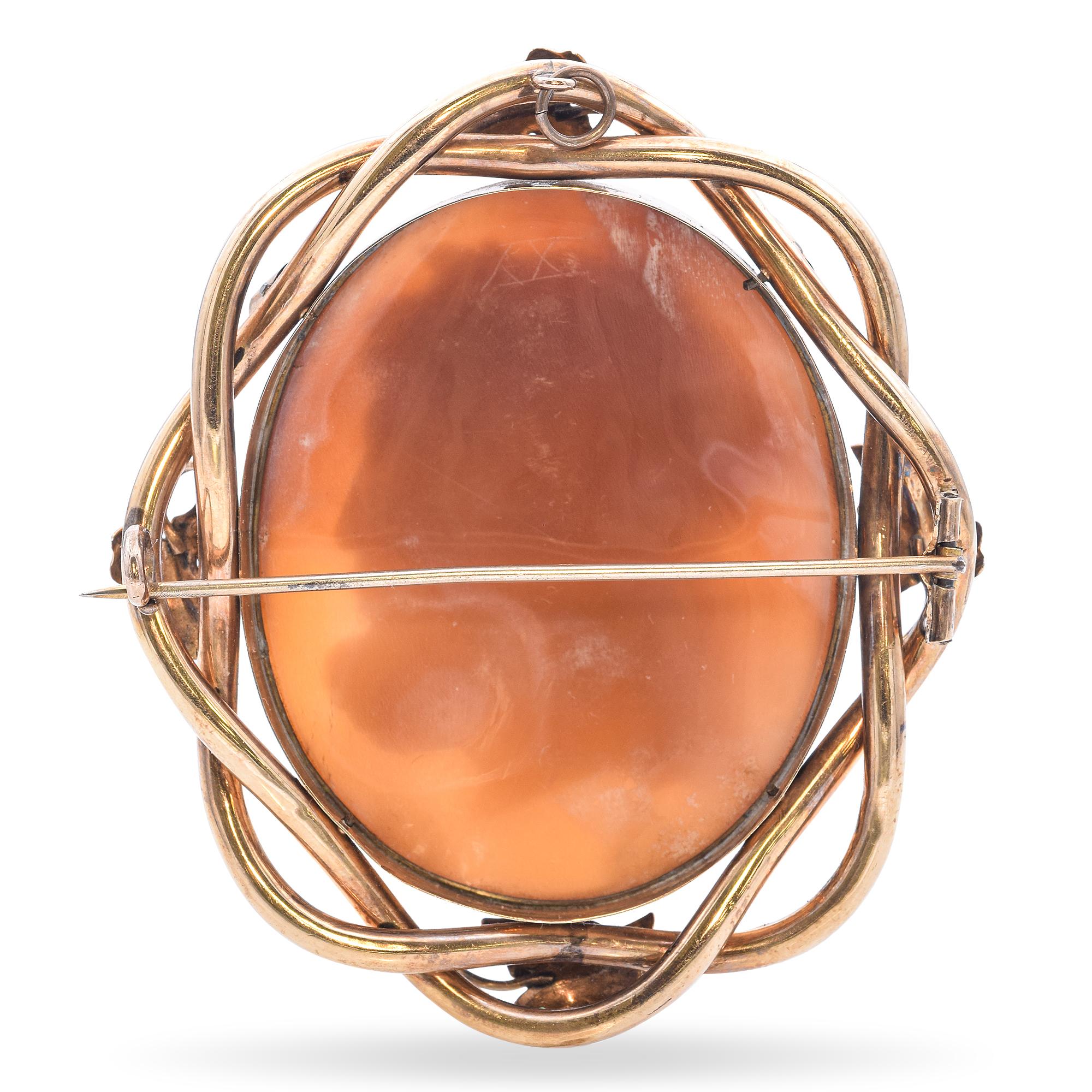 Antique Yellow Gold "Zeus" Cameo Brooch