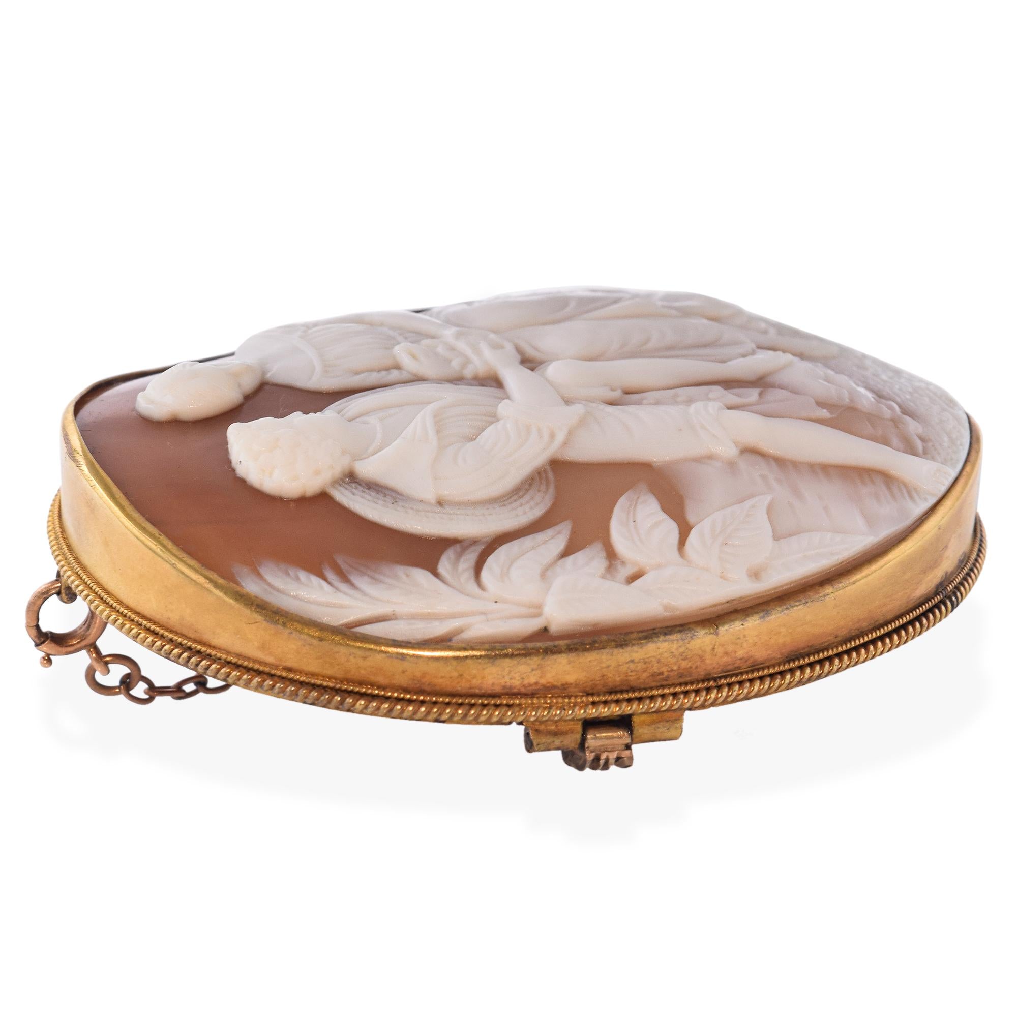 Antique Gold Vermeil "Provincial Young Couple" Cameo Brooch