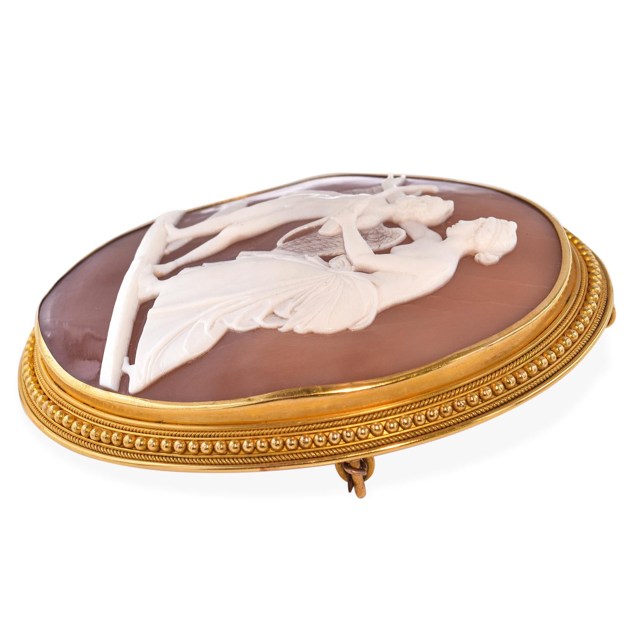 Antique 20k Yellow Gold Cameo Shell "Aphrodite teaching her son Eros" Brooch