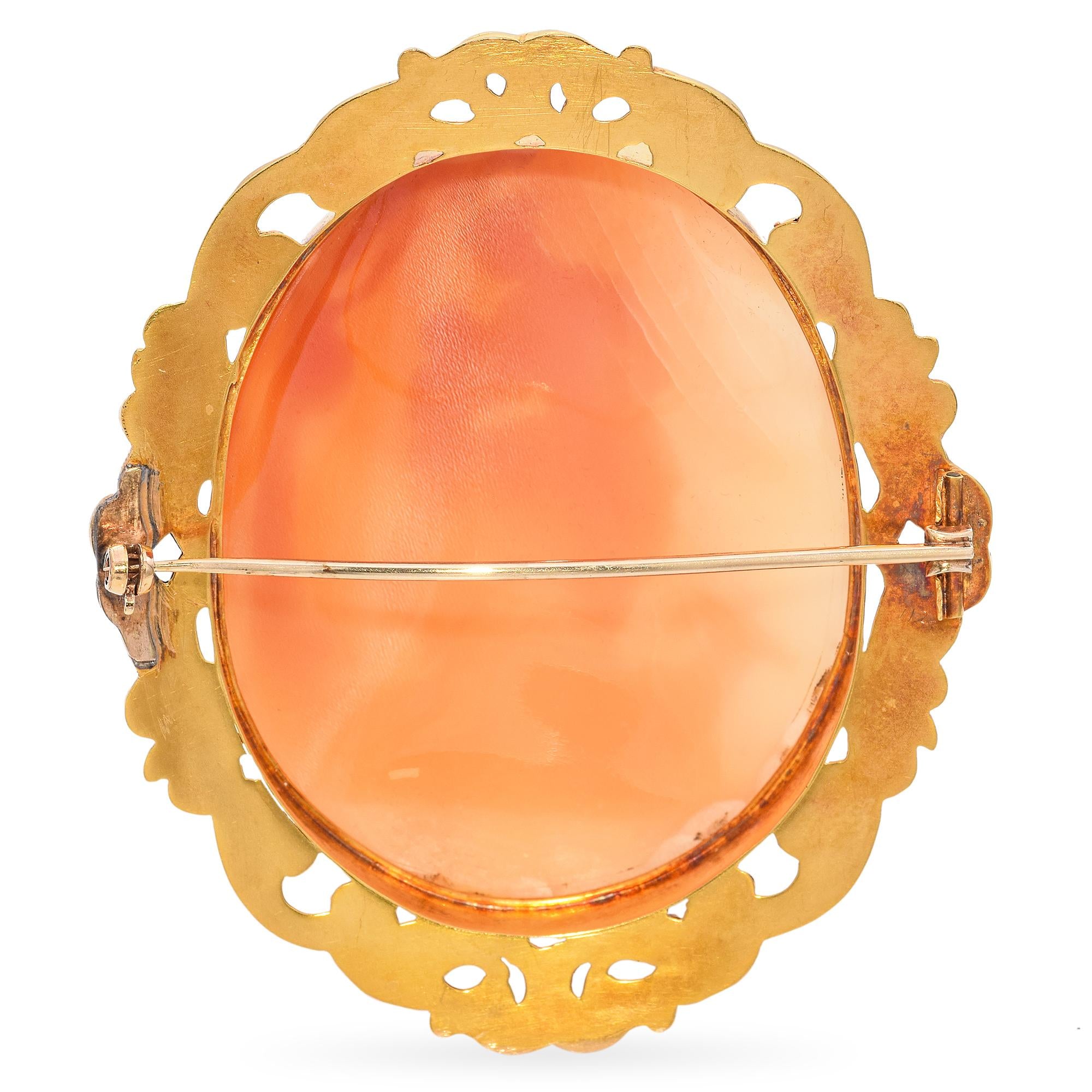 Antique 21k Yellow Gold Amalthea with Baby Zeus Cameo Brooch