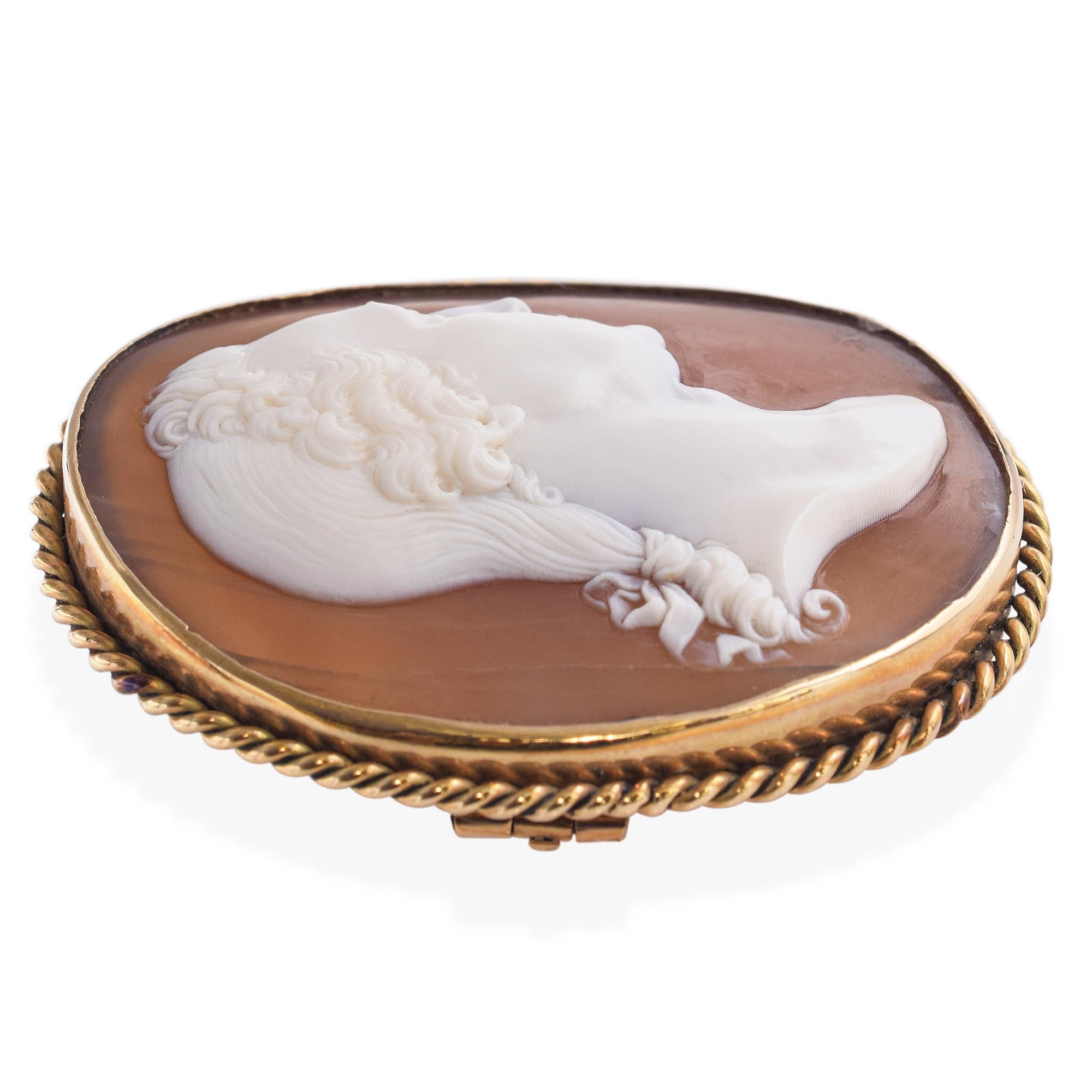 Antique Yellow Gold Shell Cameo "George Washington" Brooch