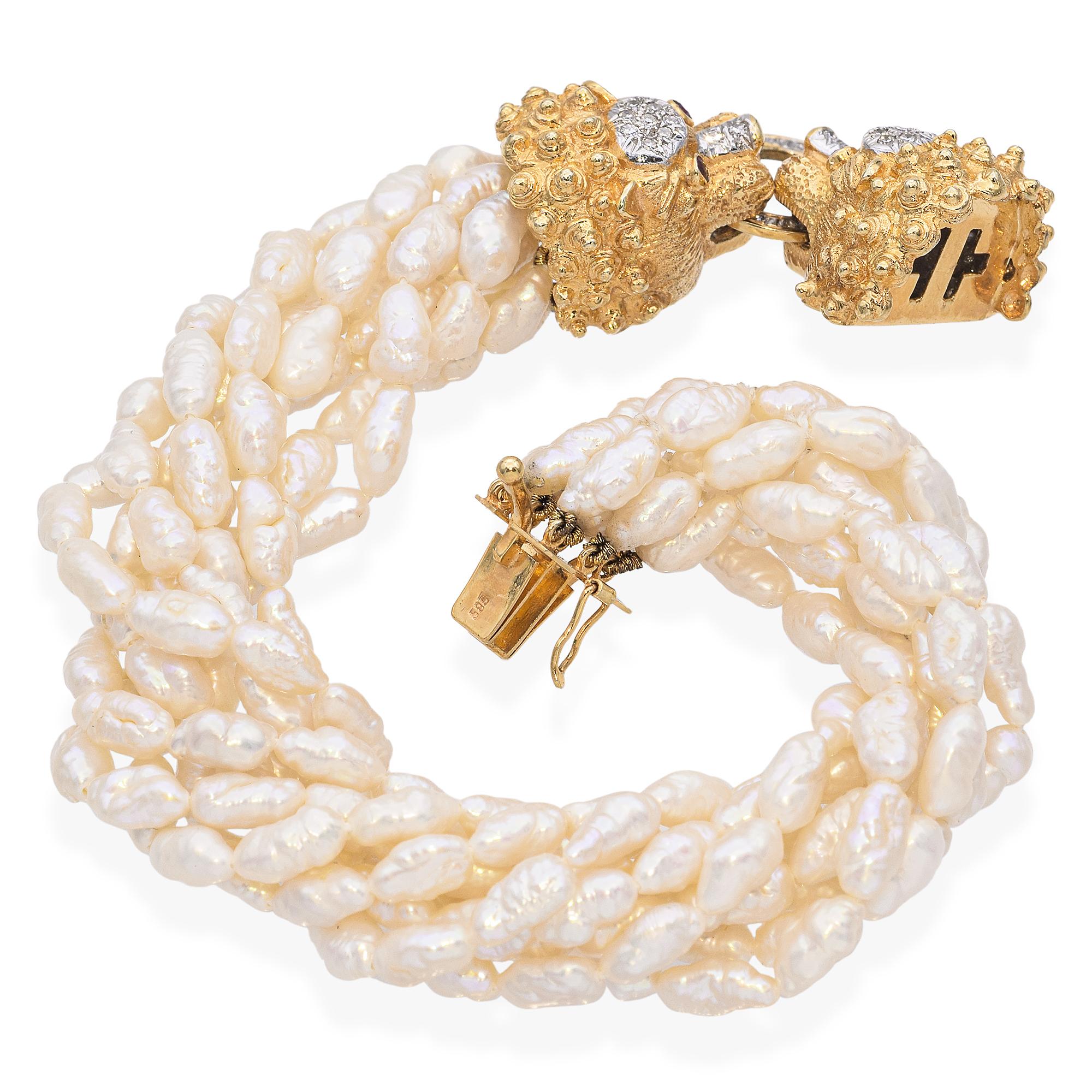 Vintage Cardow Pearl Bracelet with 14K Yellow Gold Diamond  Lion's Head Clasp