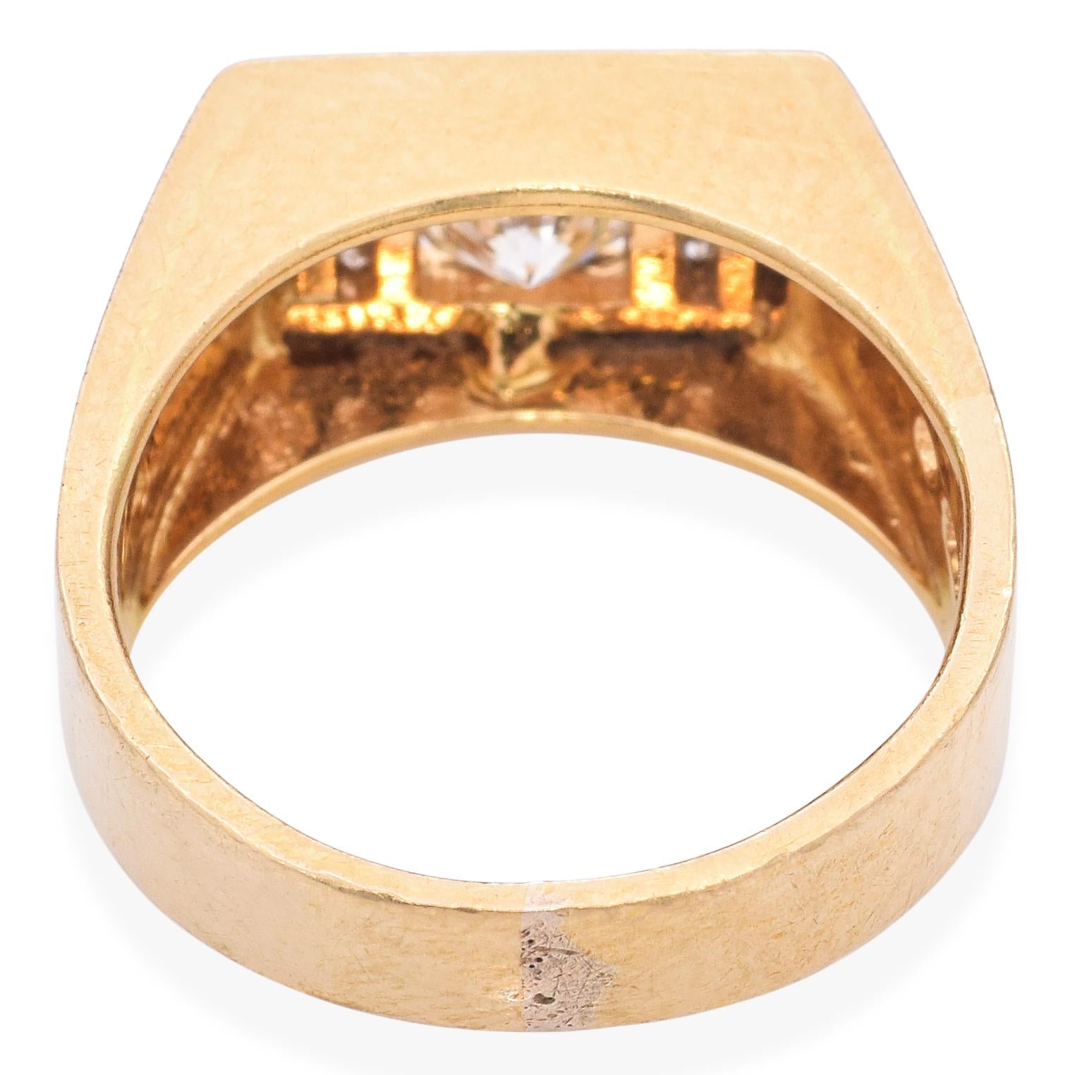 Vintage 18k Yellow Gold Diamond Signet Ring
