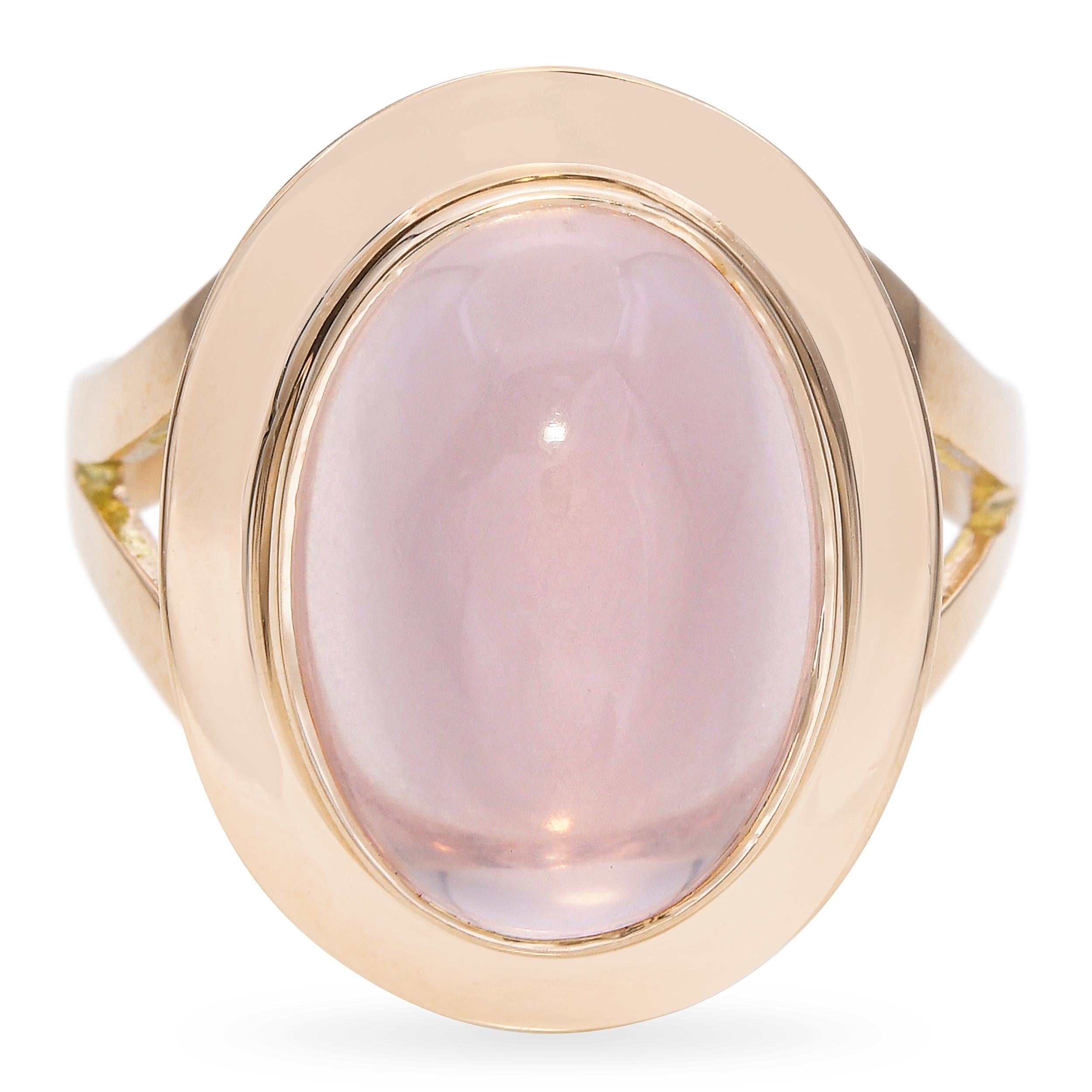 Vintage 18k Yellow Gold Rose Quartz Cabochon Ring
