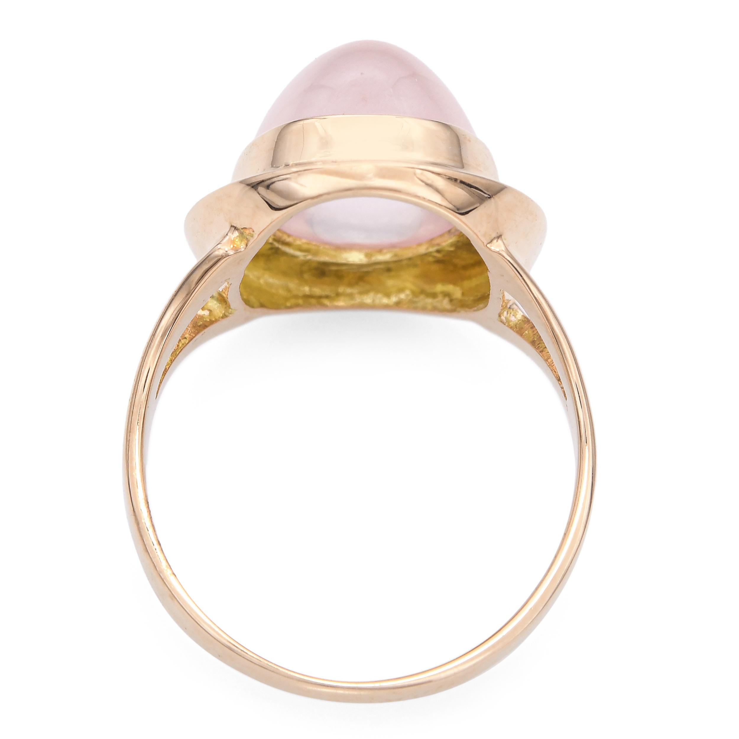 Vintage 18k Yellow Gold Rose Quartz Cabochon Ring