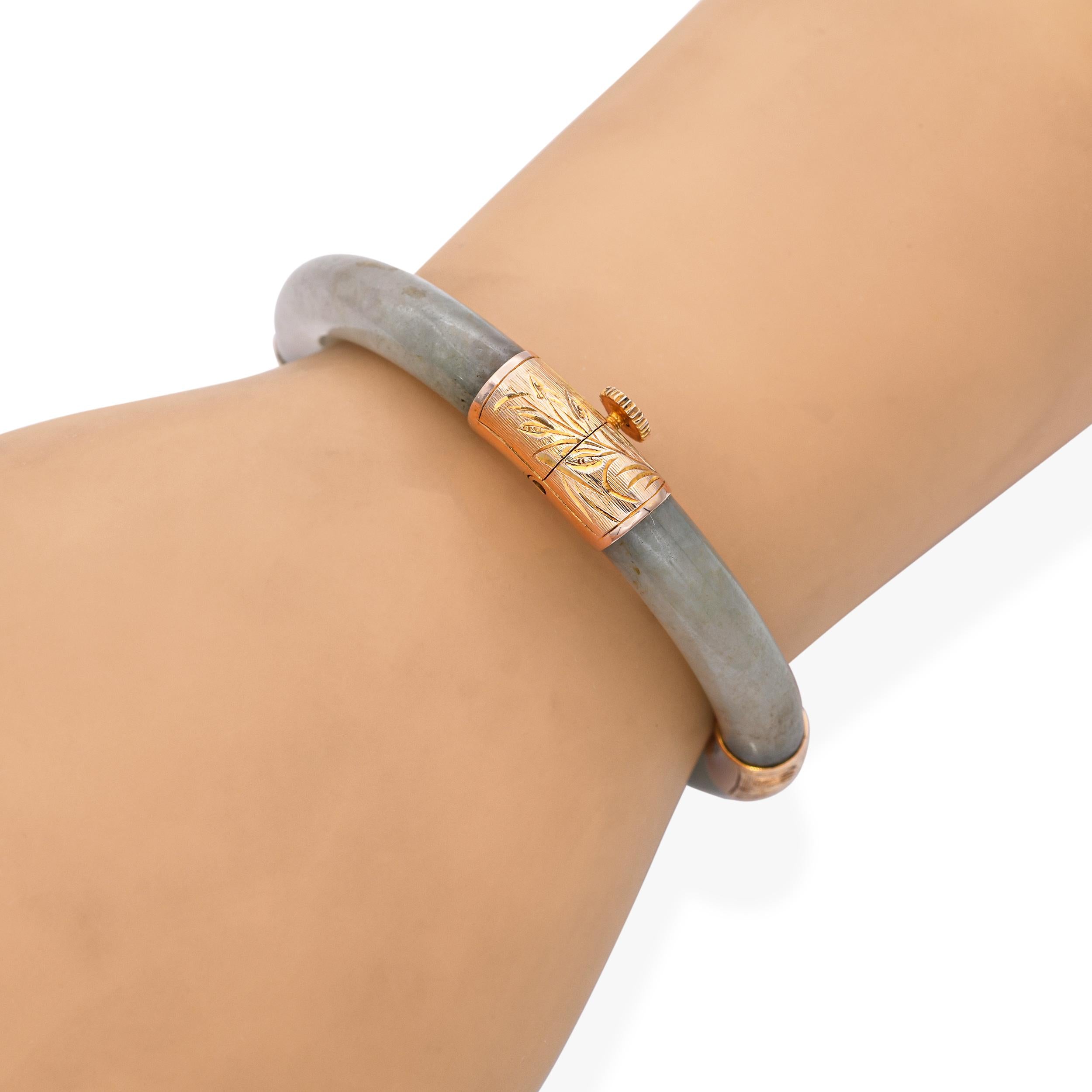Vintage 14k Yellow Gold Jade Hinged Bangle Bracelet