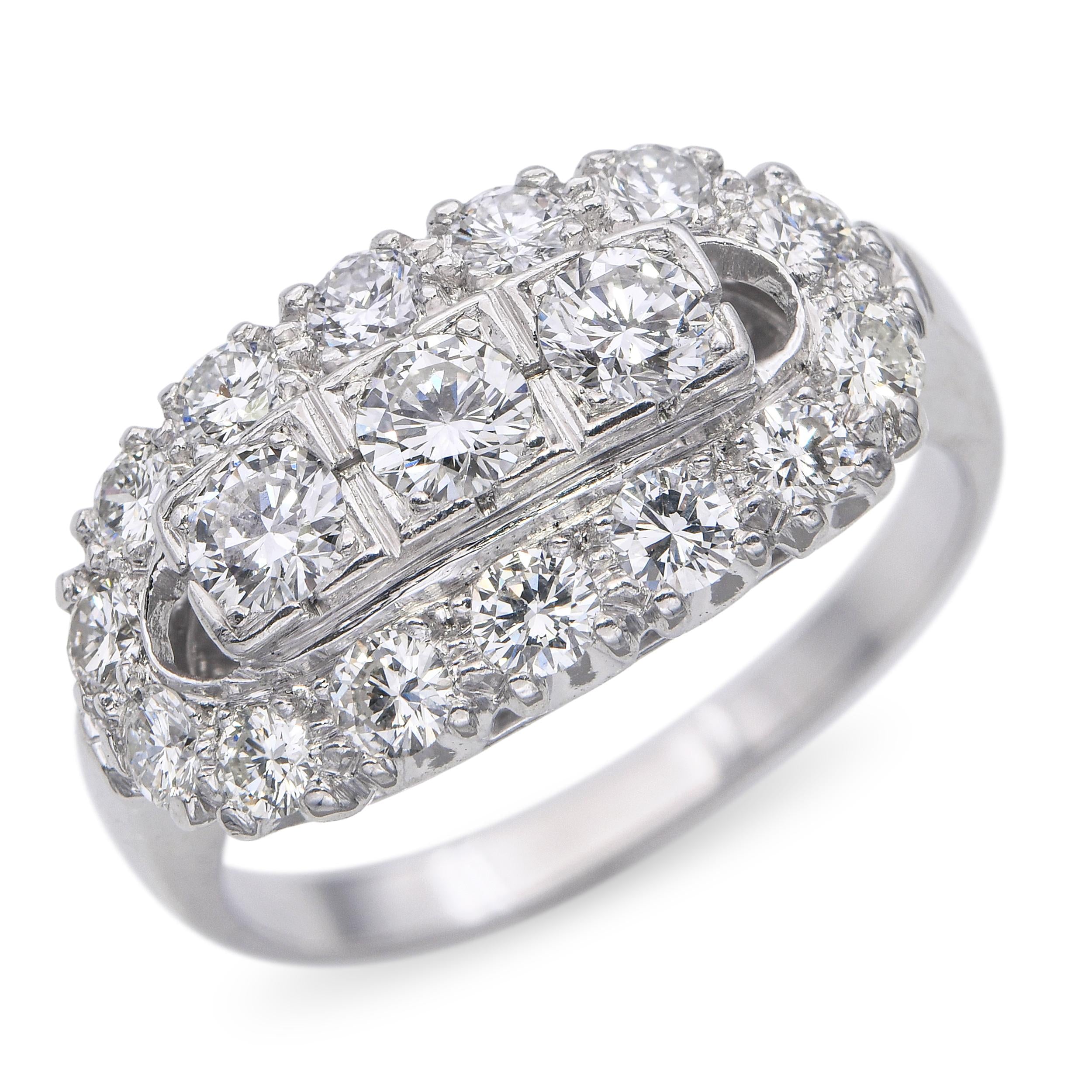 Vintage Platinum Diamond 0.75tcw Diamond Cluster Ring